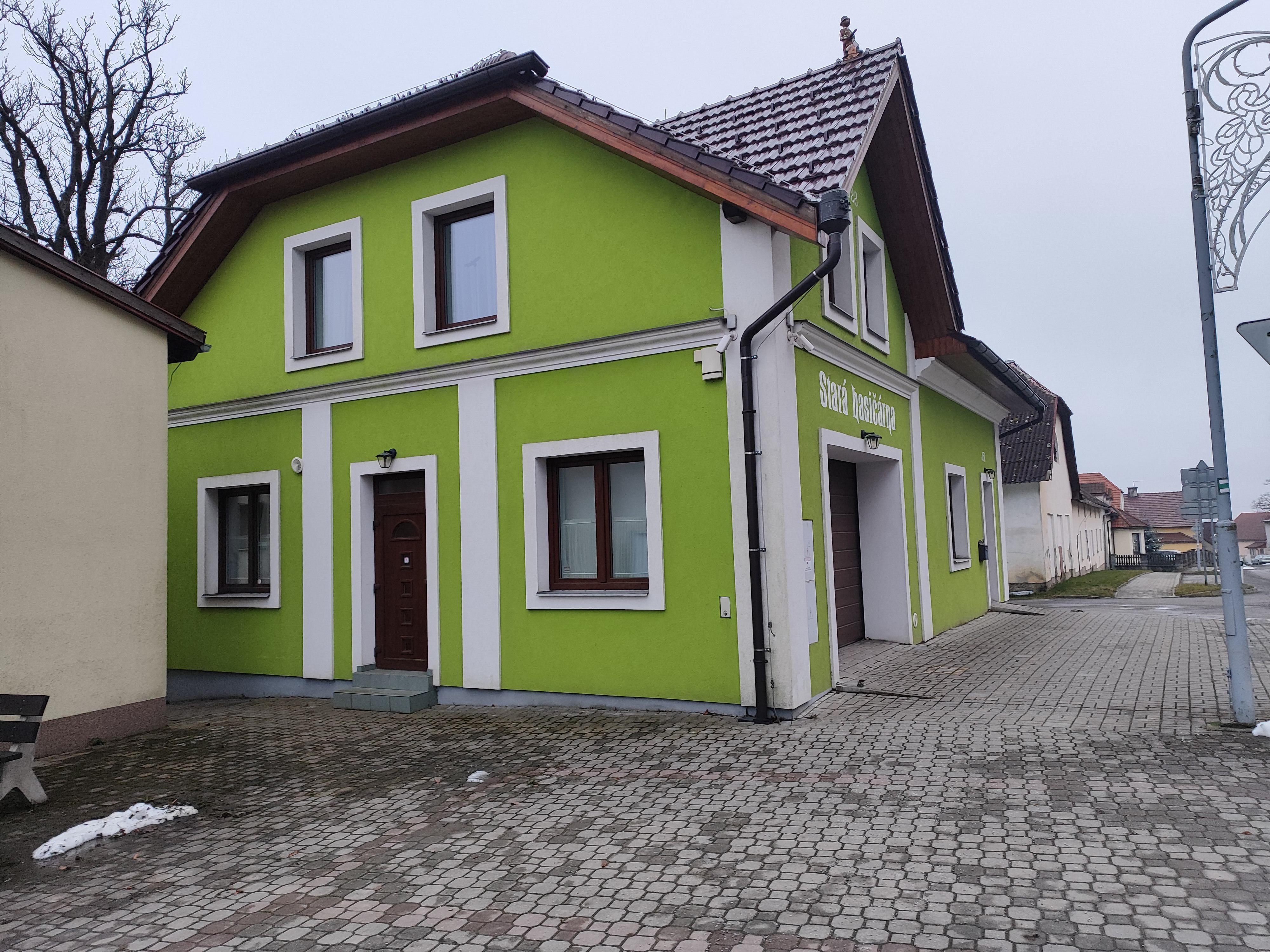 Stará hasičárna Častrov foto 2