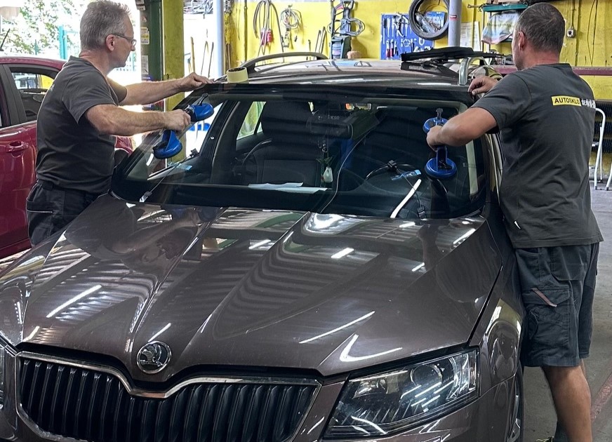 Autosklo – servis CZ, s.r.o. foto 3