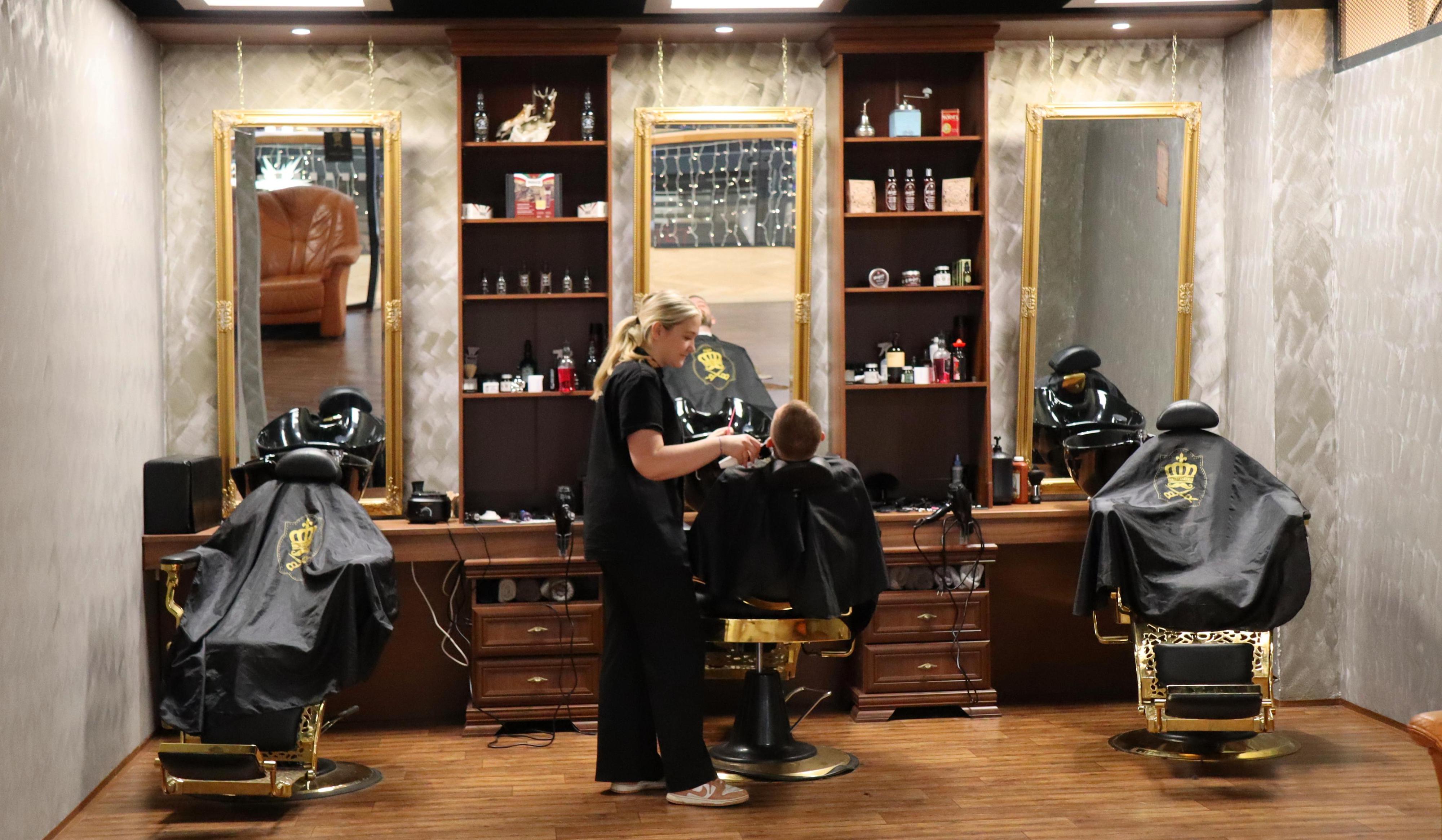 Royal Barber & Shop