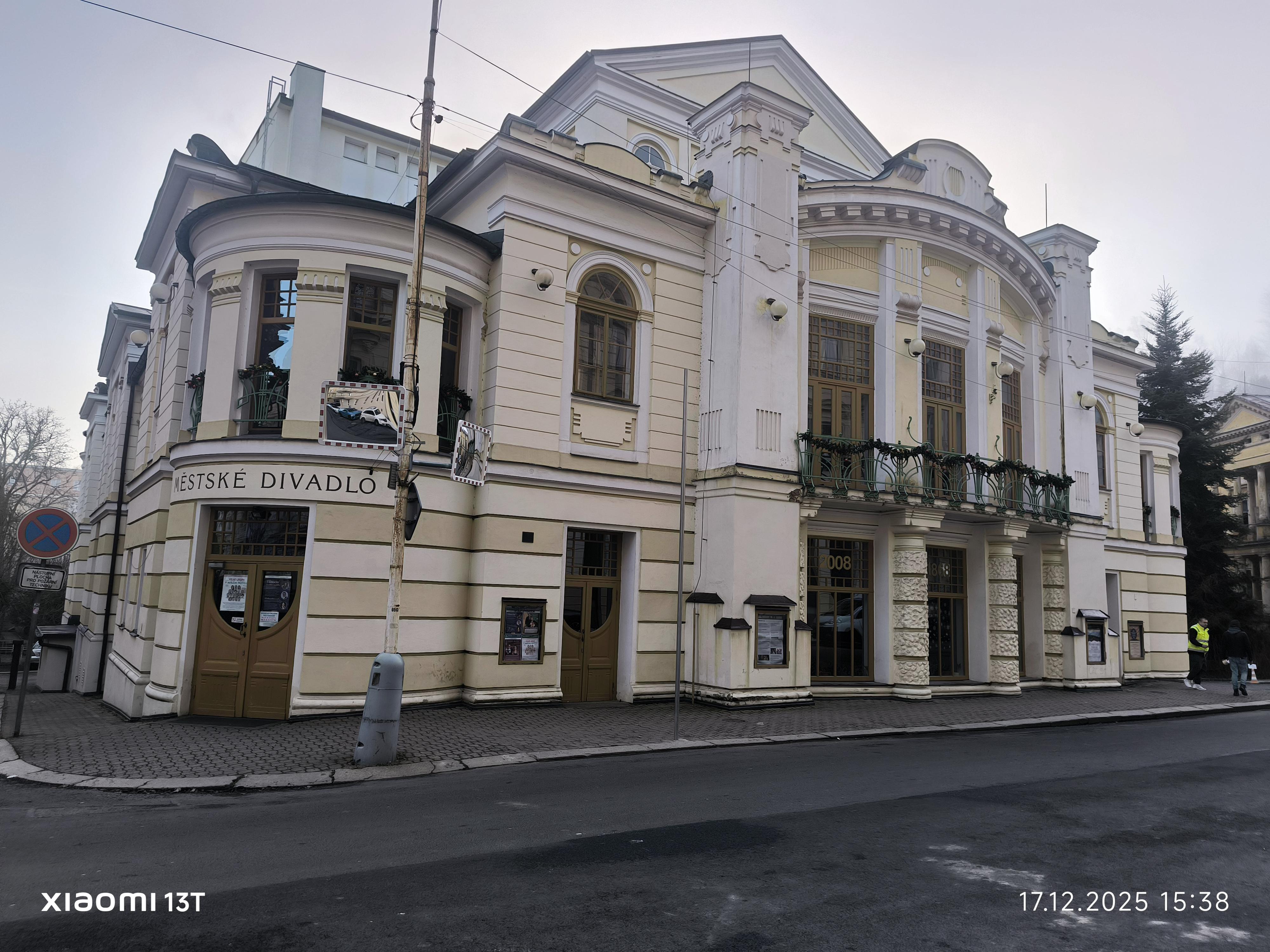 Městské divadlo Mariánské Lázně foto 5