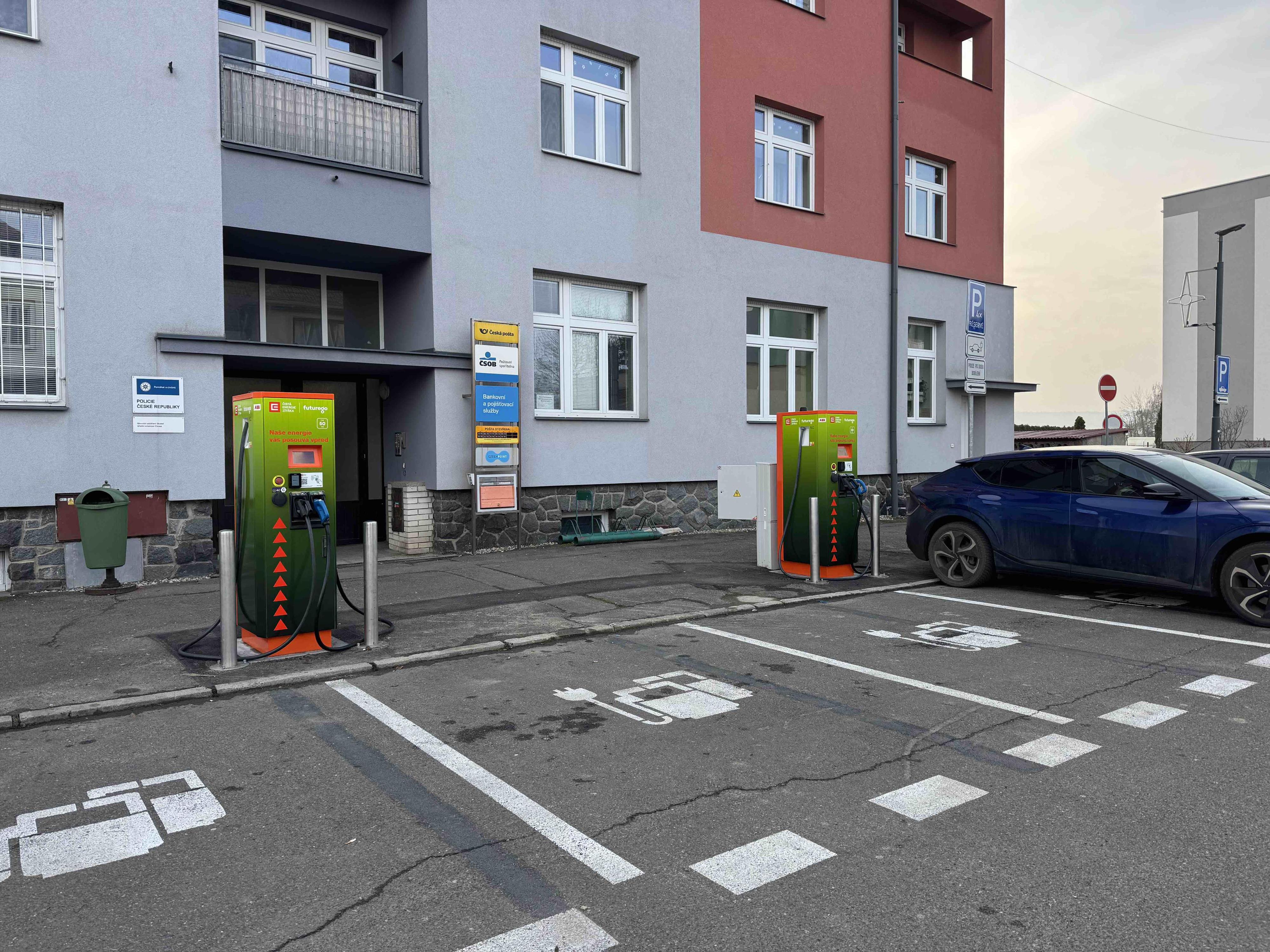 Dobíjecí stanice ČEZ