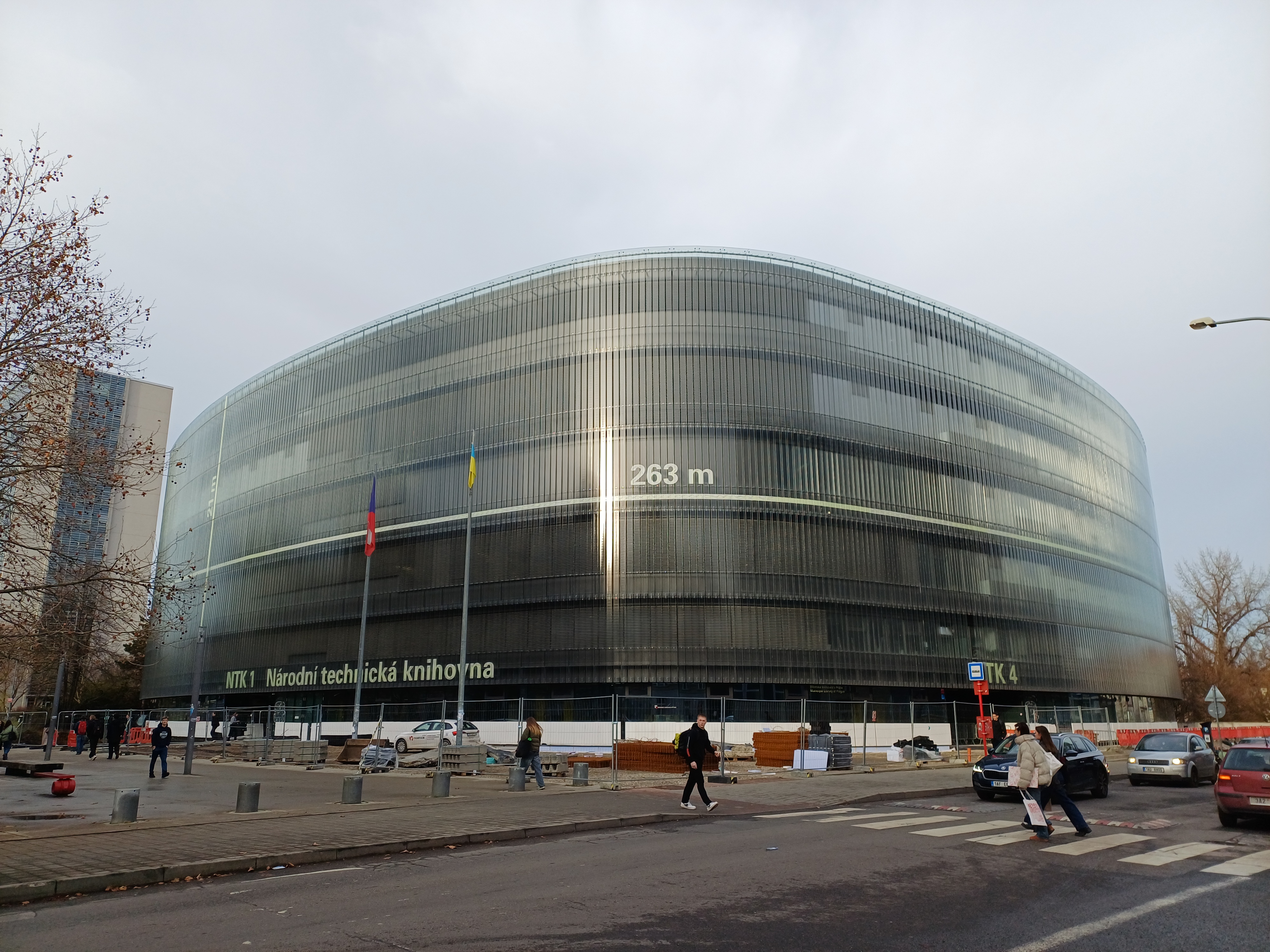 Knihovna Masarykova ústavu vyšších studií ČVUT foto 3