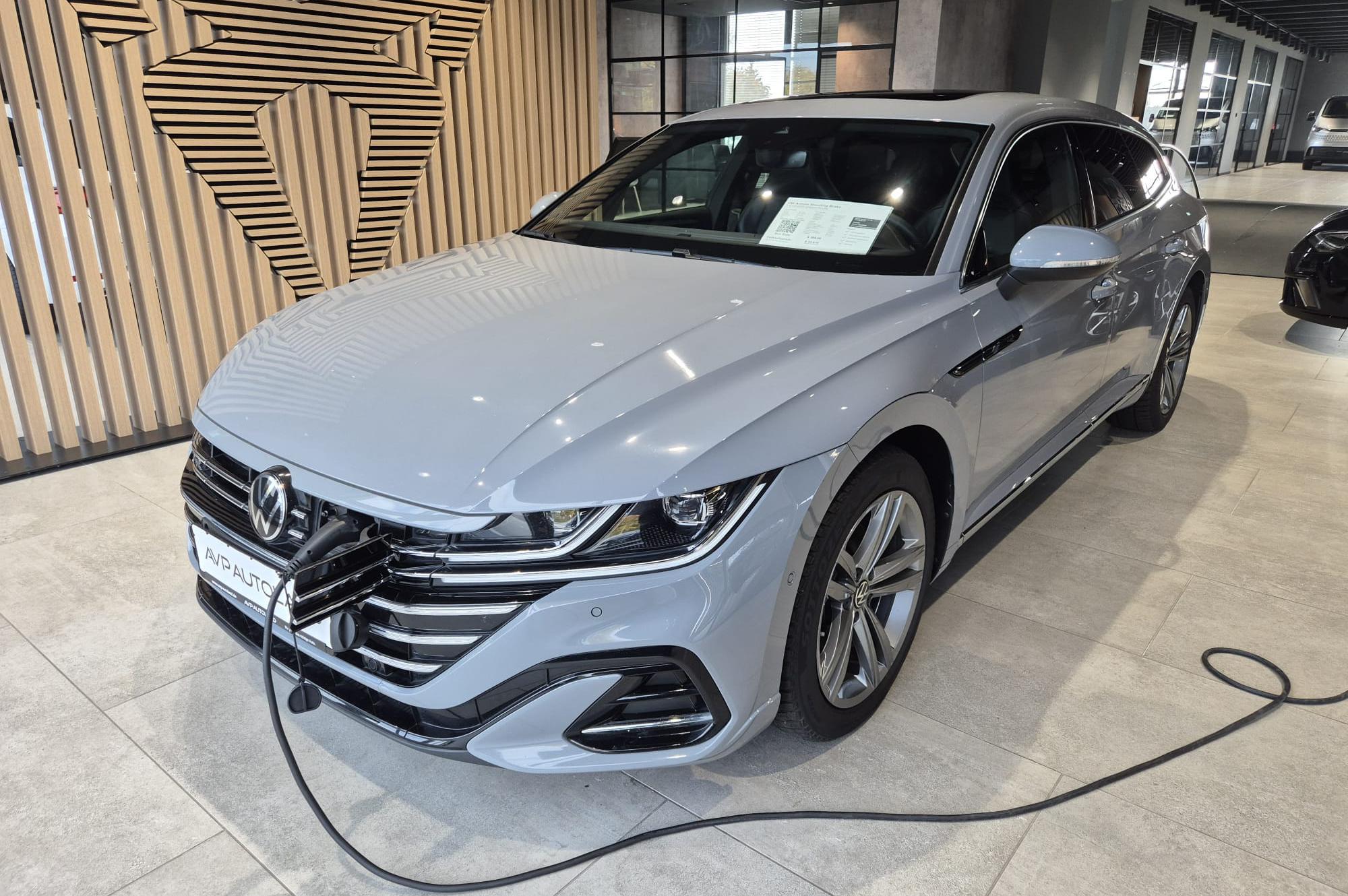 VILLAGE RENT, s.r.o.