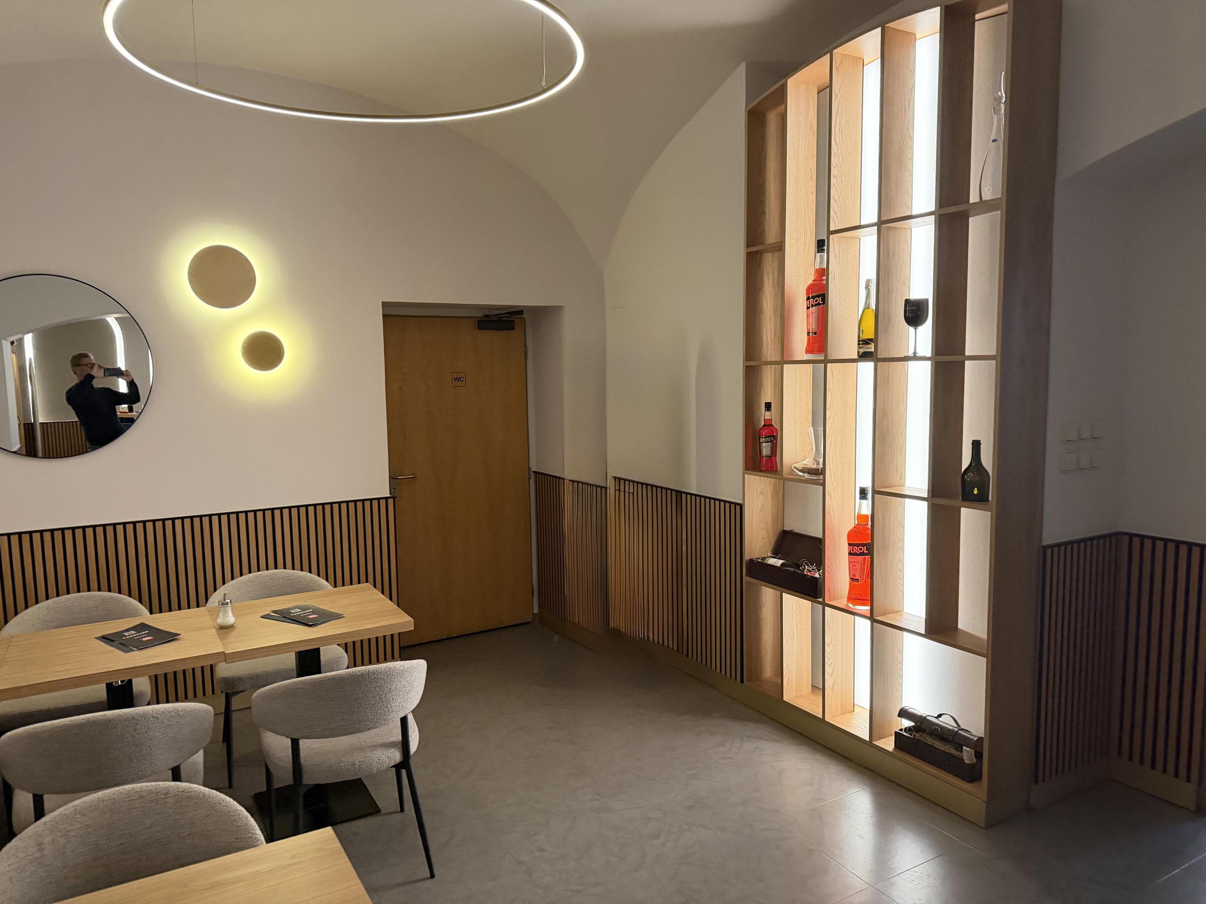 CAFE & WINE foto 6