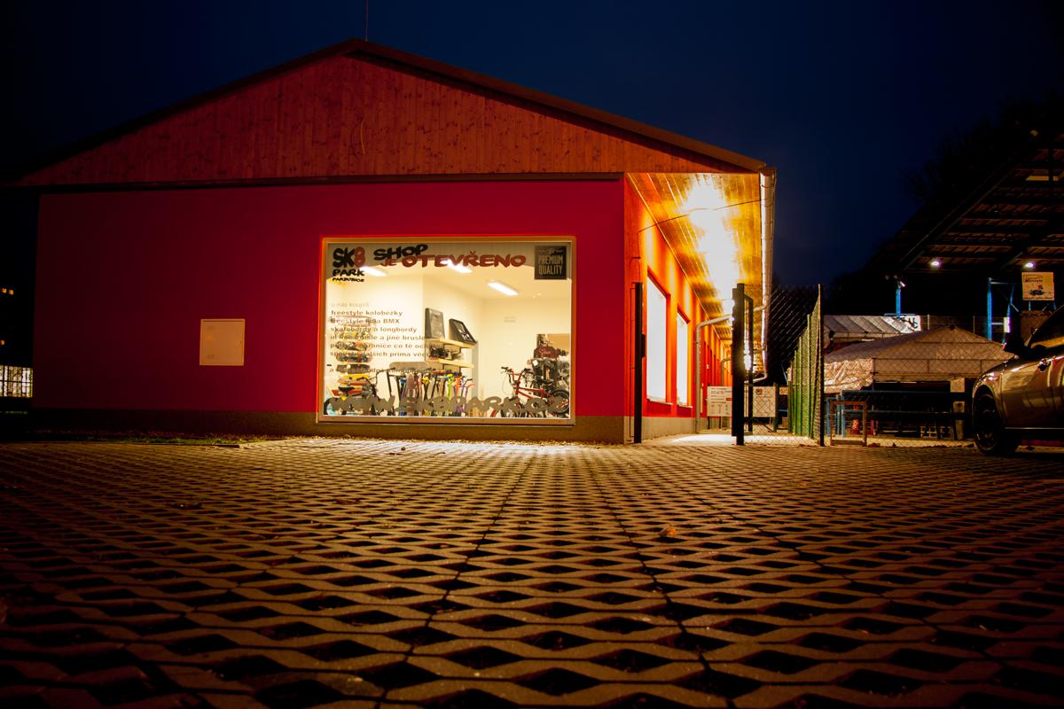 Skatepark Pardubice - obchod se sportovním vybavením
