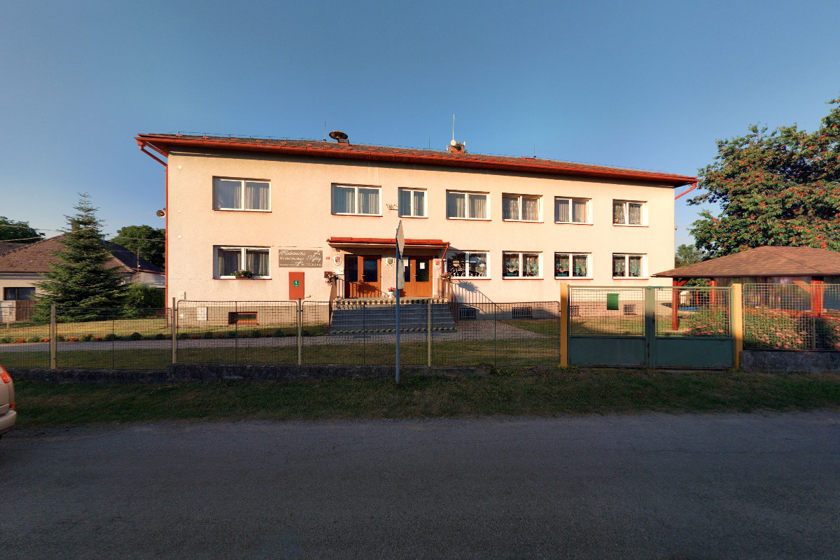 Budíkov - obecní úřad foto 2
