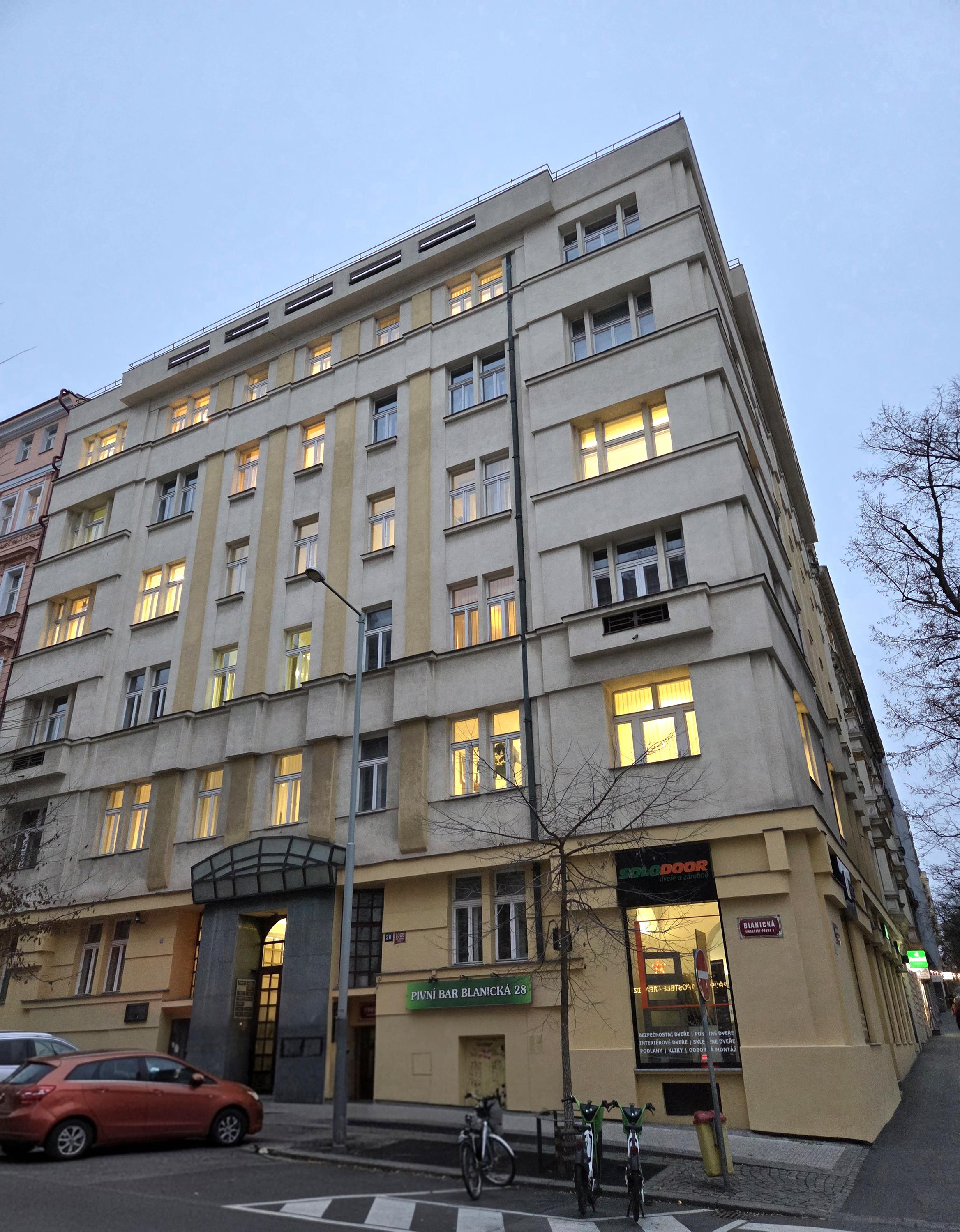 Pivní bar Blanická 28 foto 2