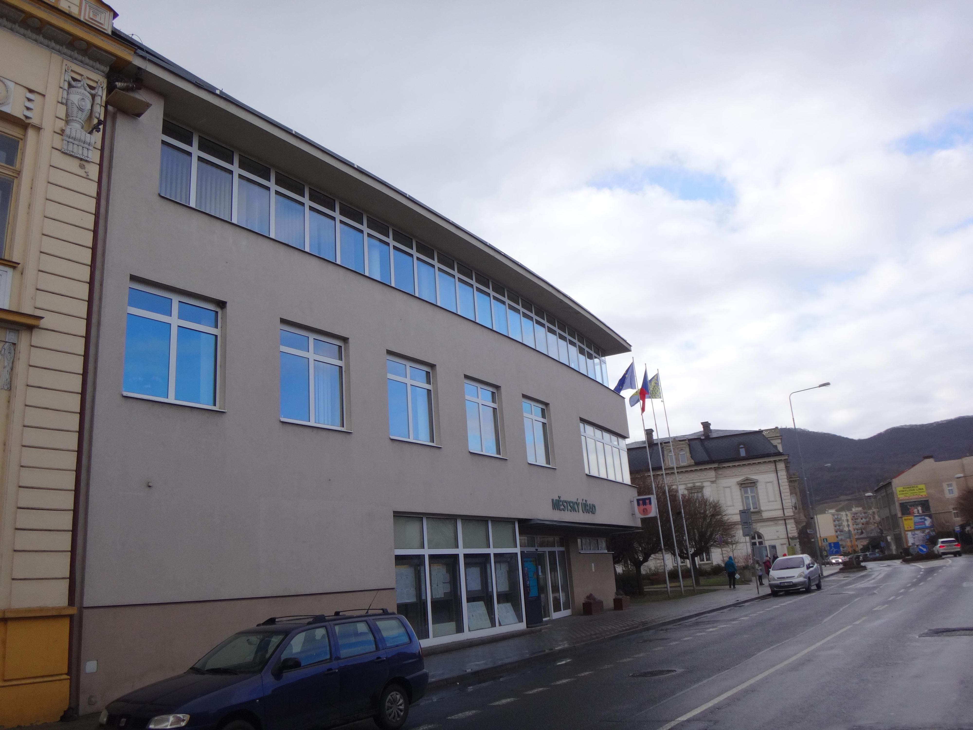 Lovosice - městský úřad foto 6