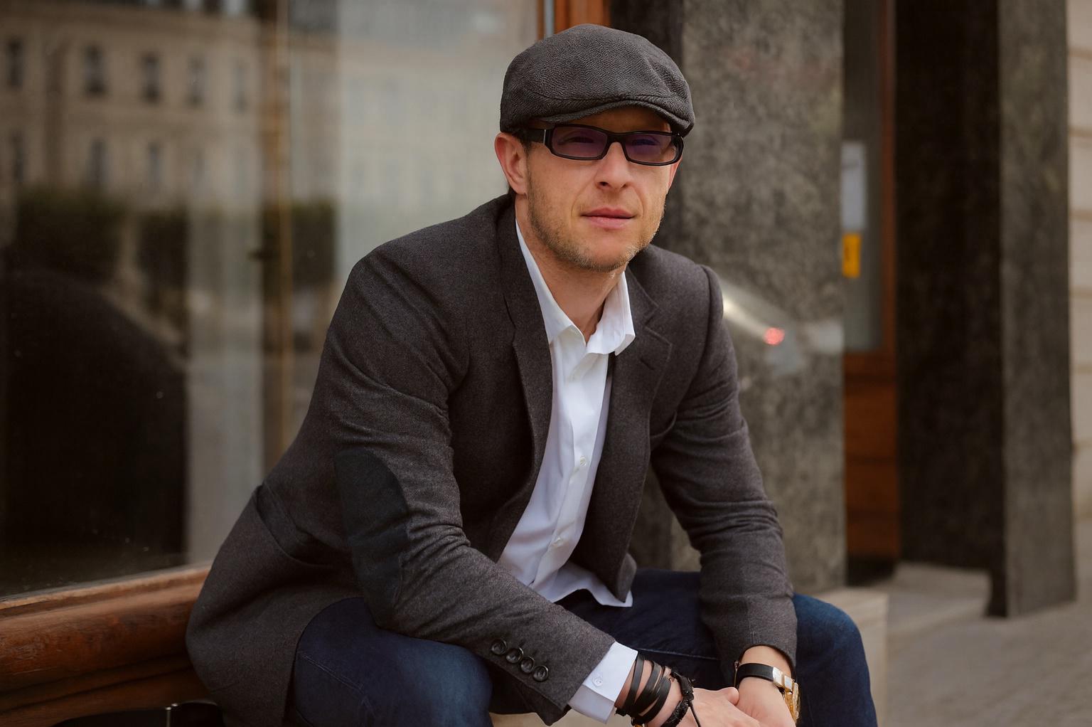 Realitní makléř a Finanční poradce Vadym Kuljas