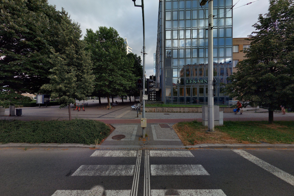 Stomatochirurgické centrum doc. MUDr. Josef Podstata Dr.Sc., spol. s r.o. foto 2