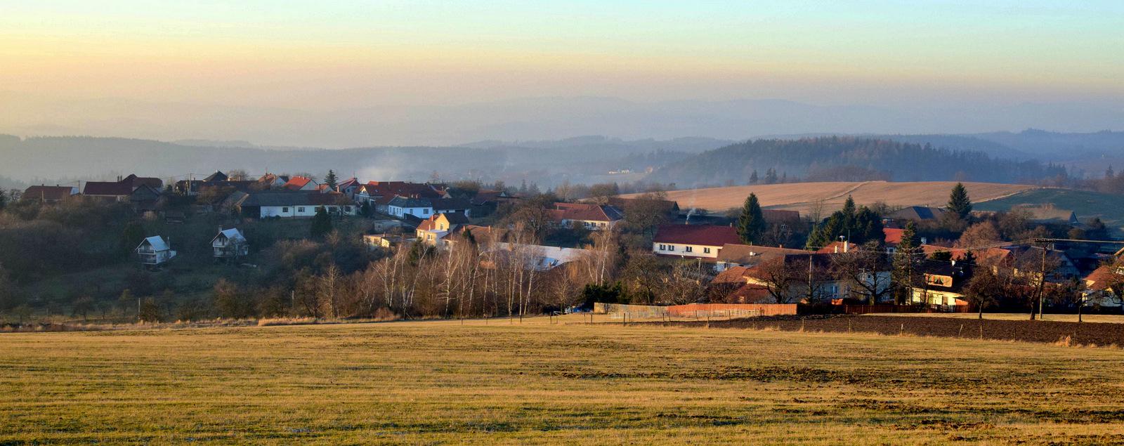 Velenov - obecní úřad foto 3