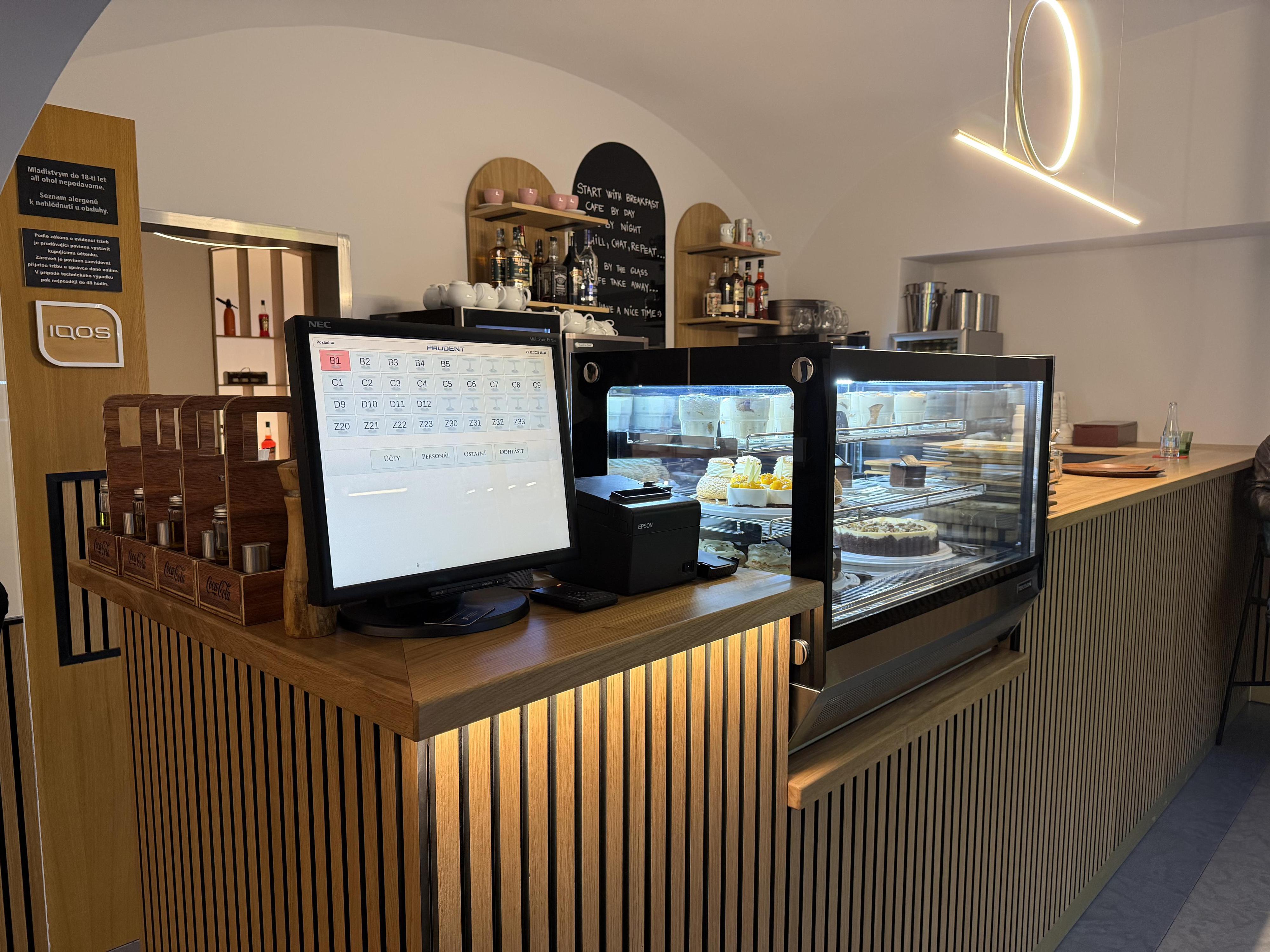 CAFE & WINE foto 4