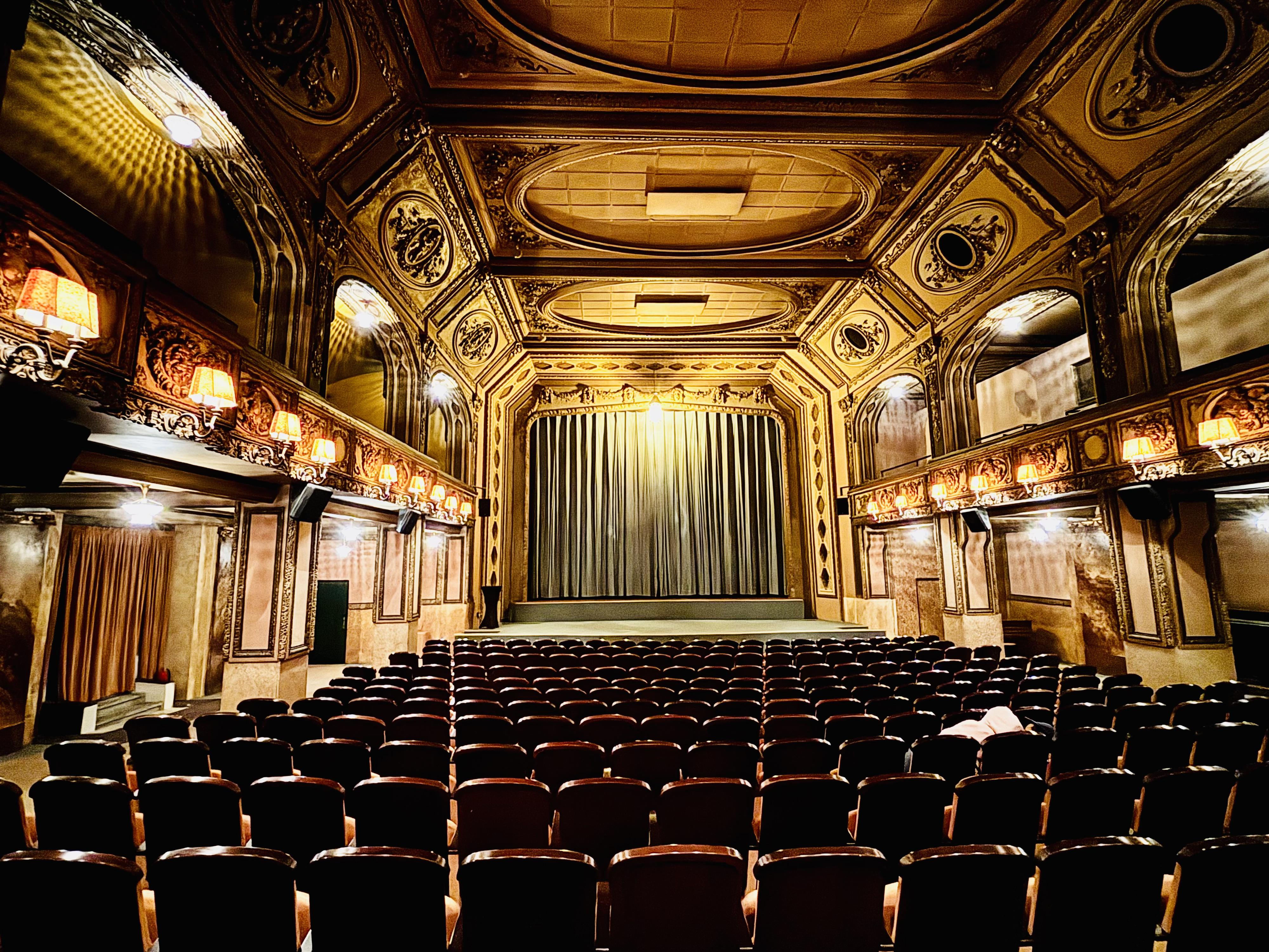 Kino Lucerna foto 2
