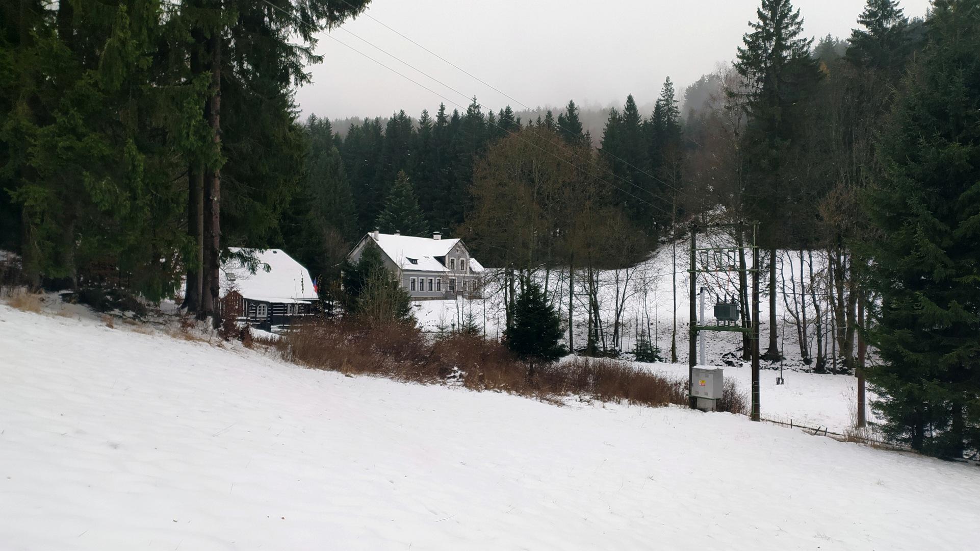 Chaloupka U lesa foto 1