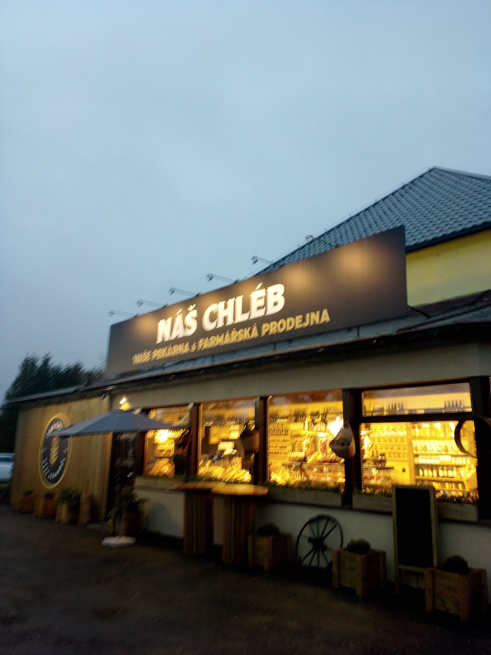 NÁŠ CHLÉB foto 3