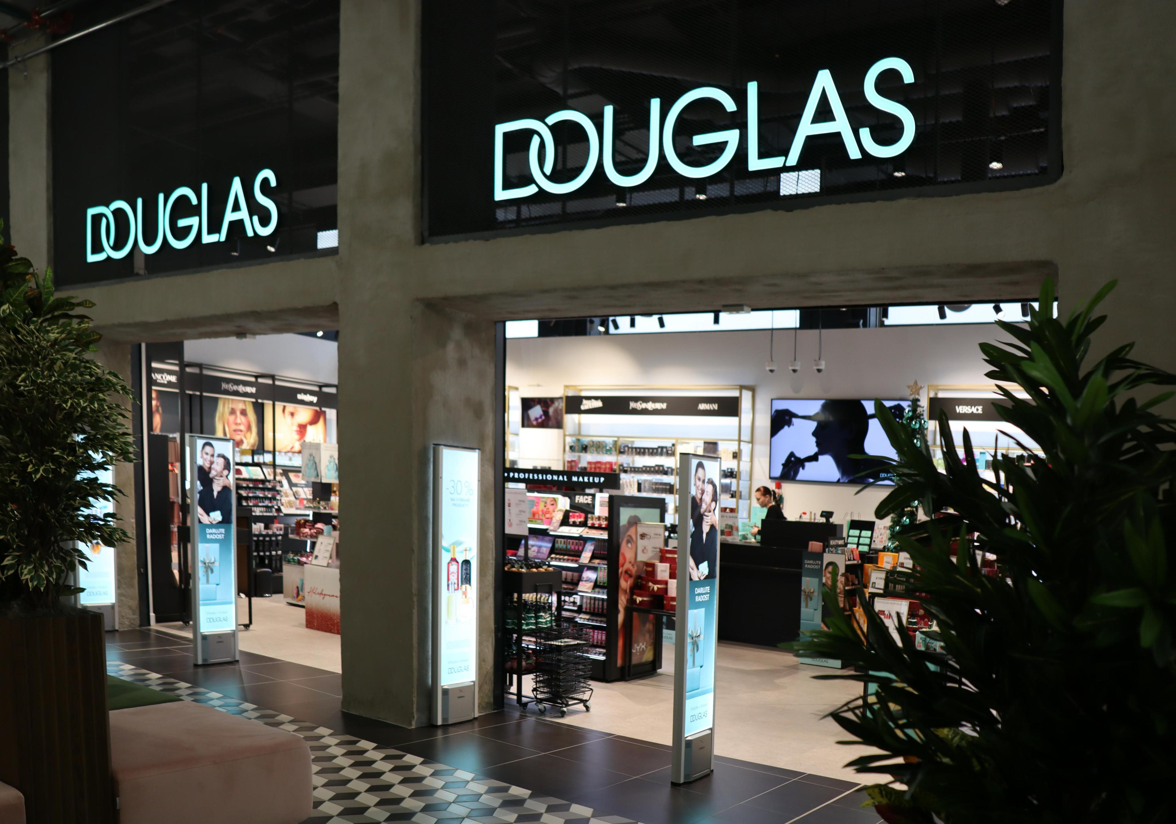 Parfumerie Douglas foto 2