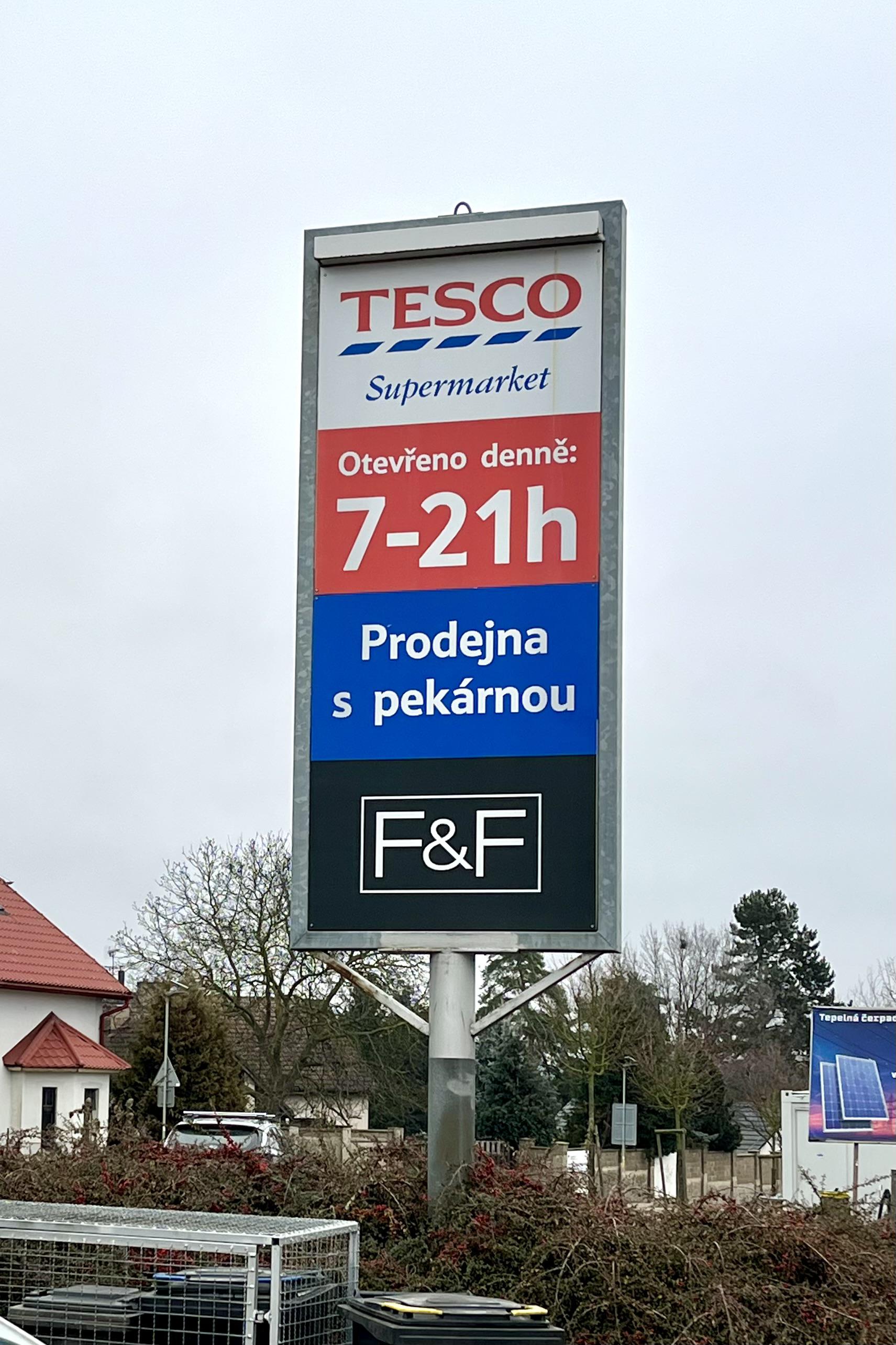Tesco Supermarket foto 3