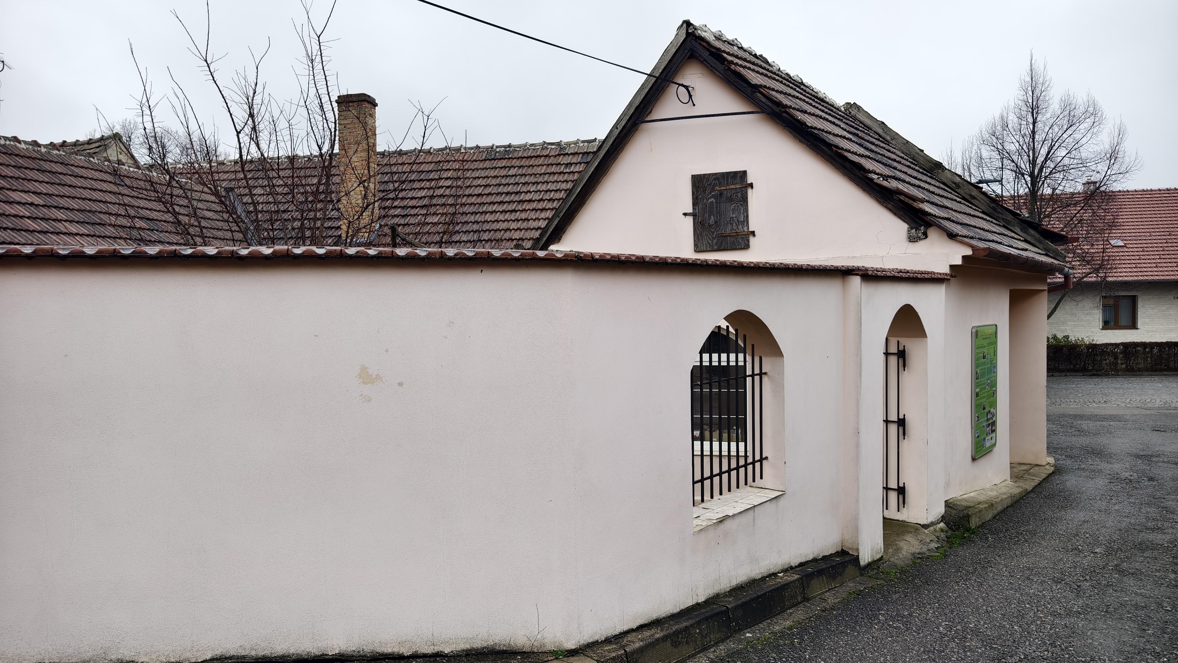 Městská knihovna Velké Pavlovice foto 3