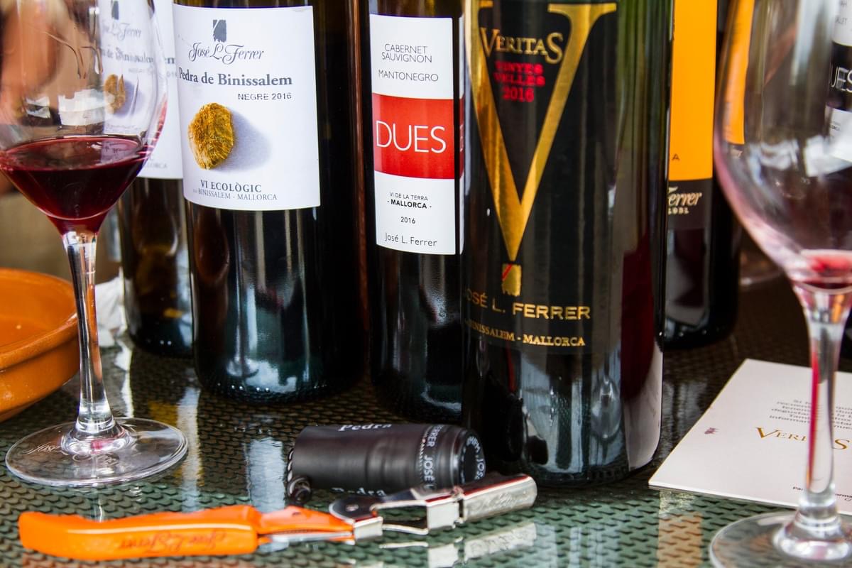 Obchod s vínem Ledenice