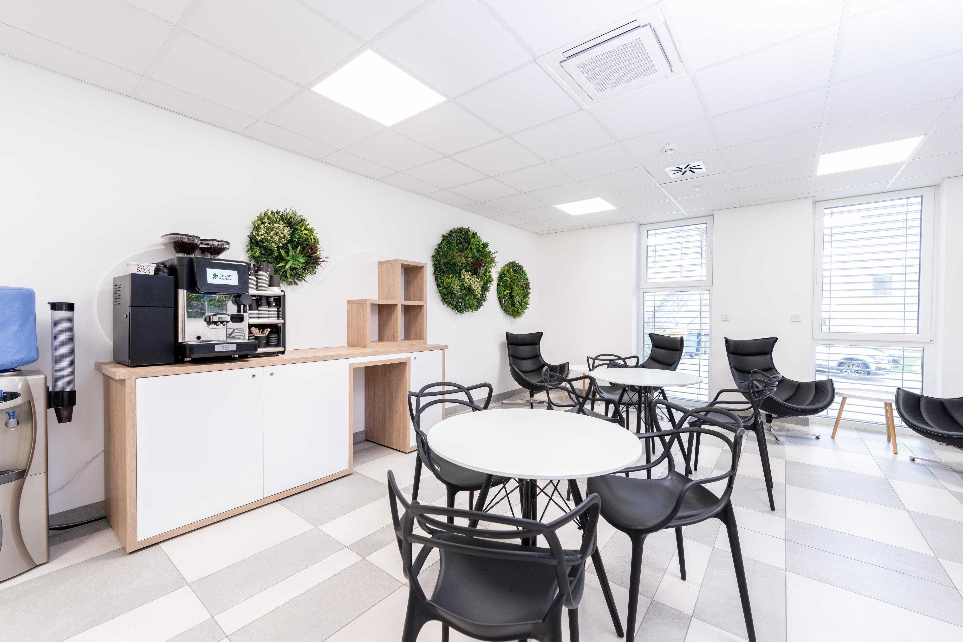 AKESO AMBULANCE | Chirurgie foto 2