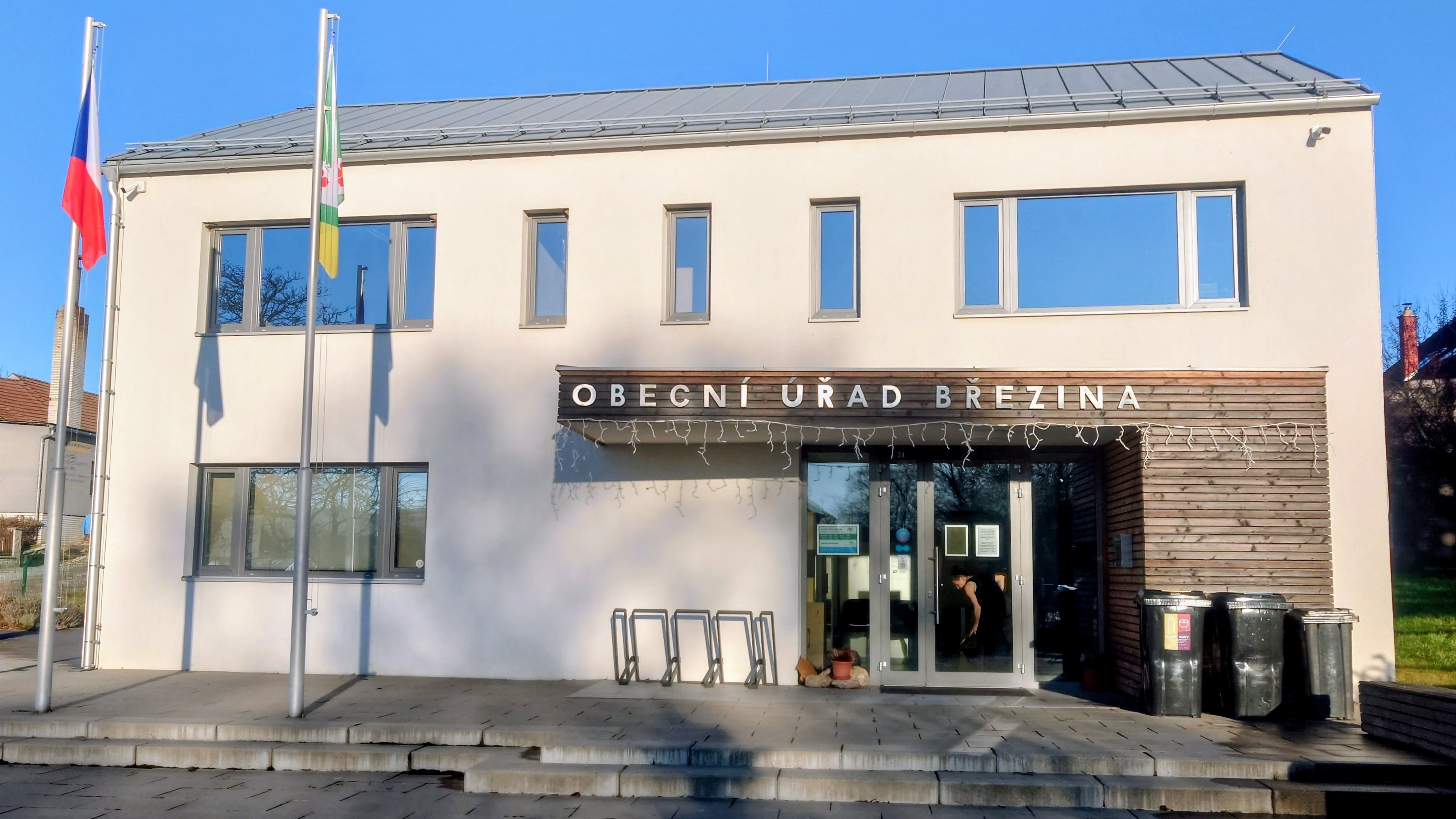 Březina - obecní úřad foto 2