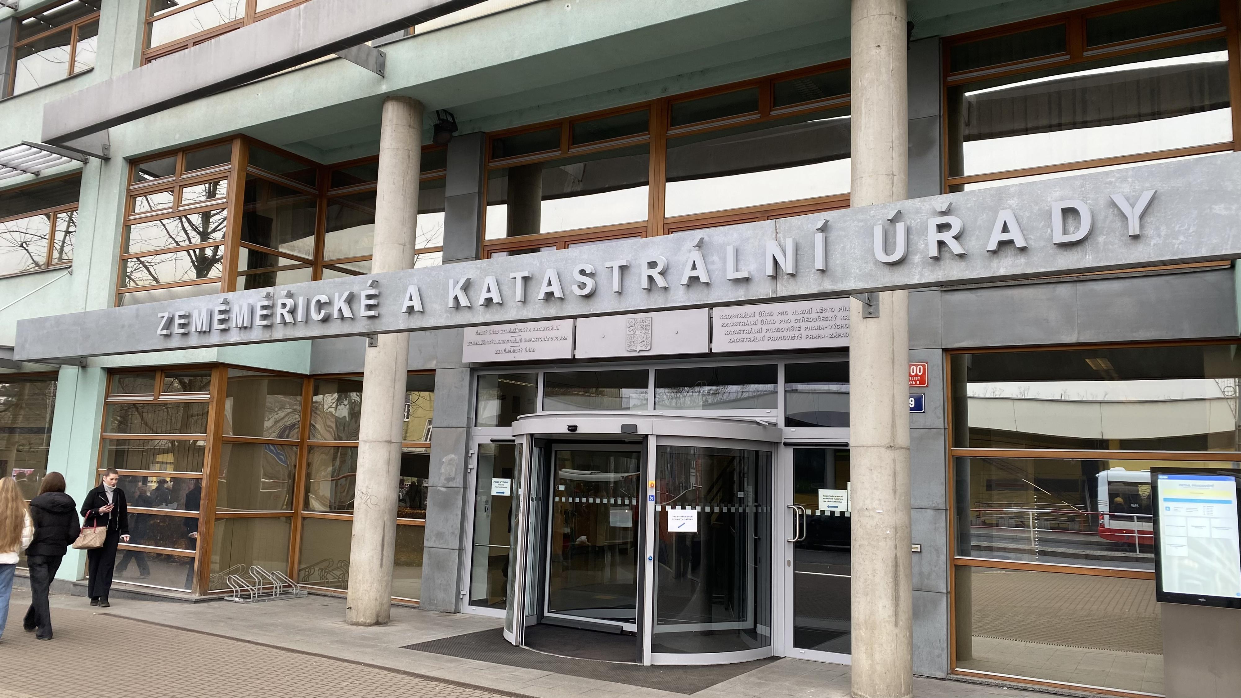 Český úřad zeměměřický a katastrální foto 5