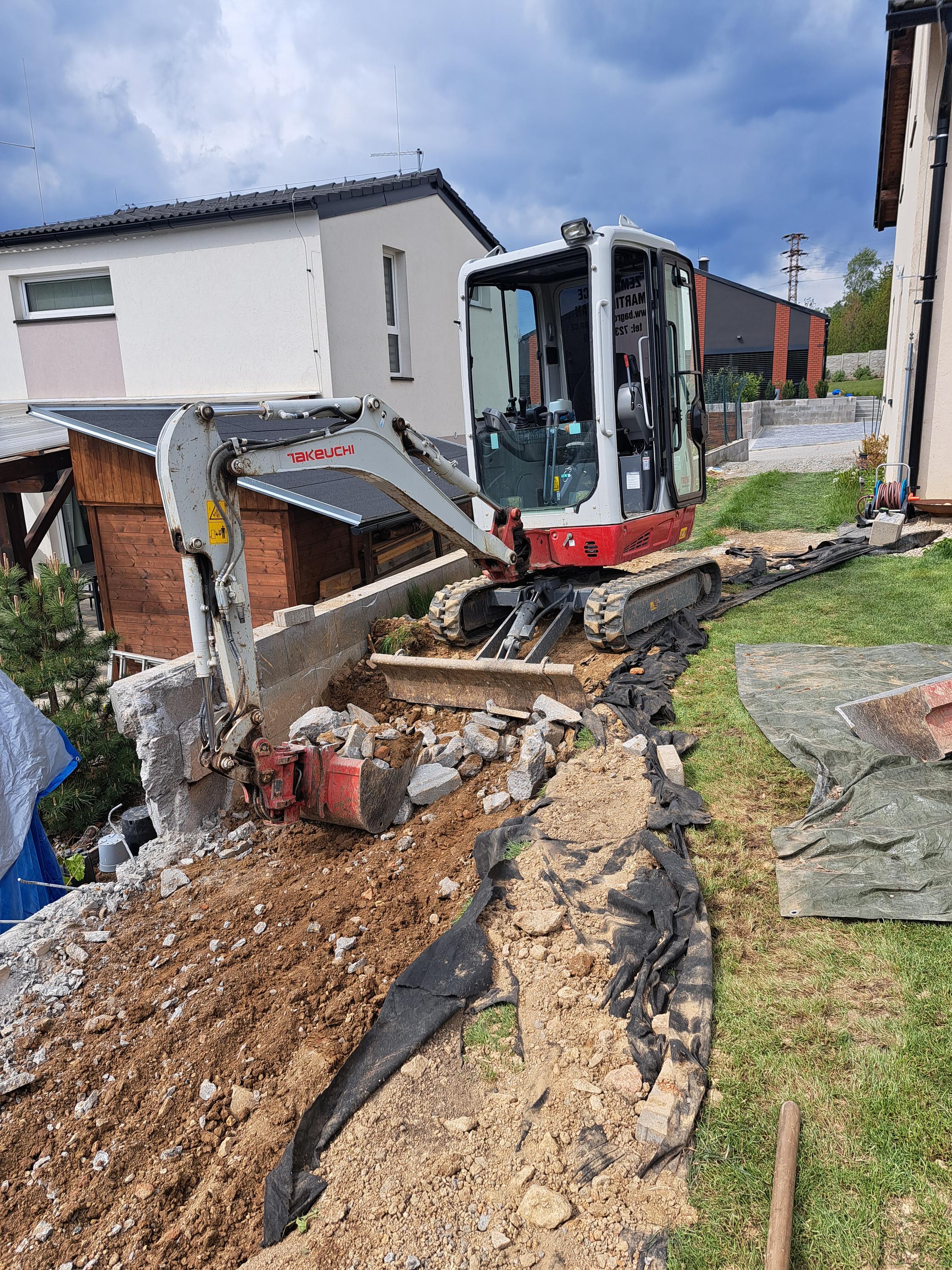 Zemní práce-bagrování Urban foto 6