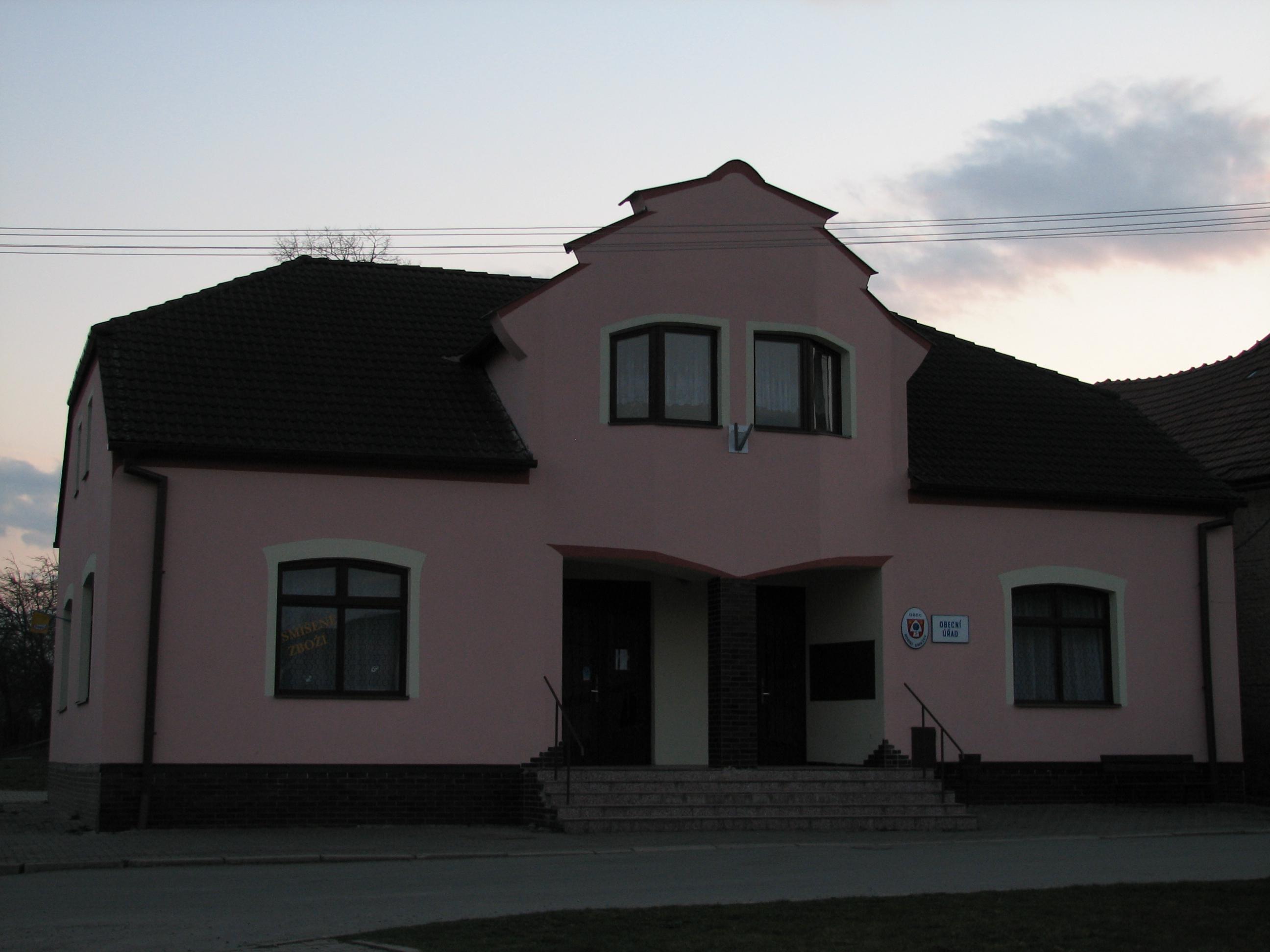 Horní Smržov - obecní úřad foto 2