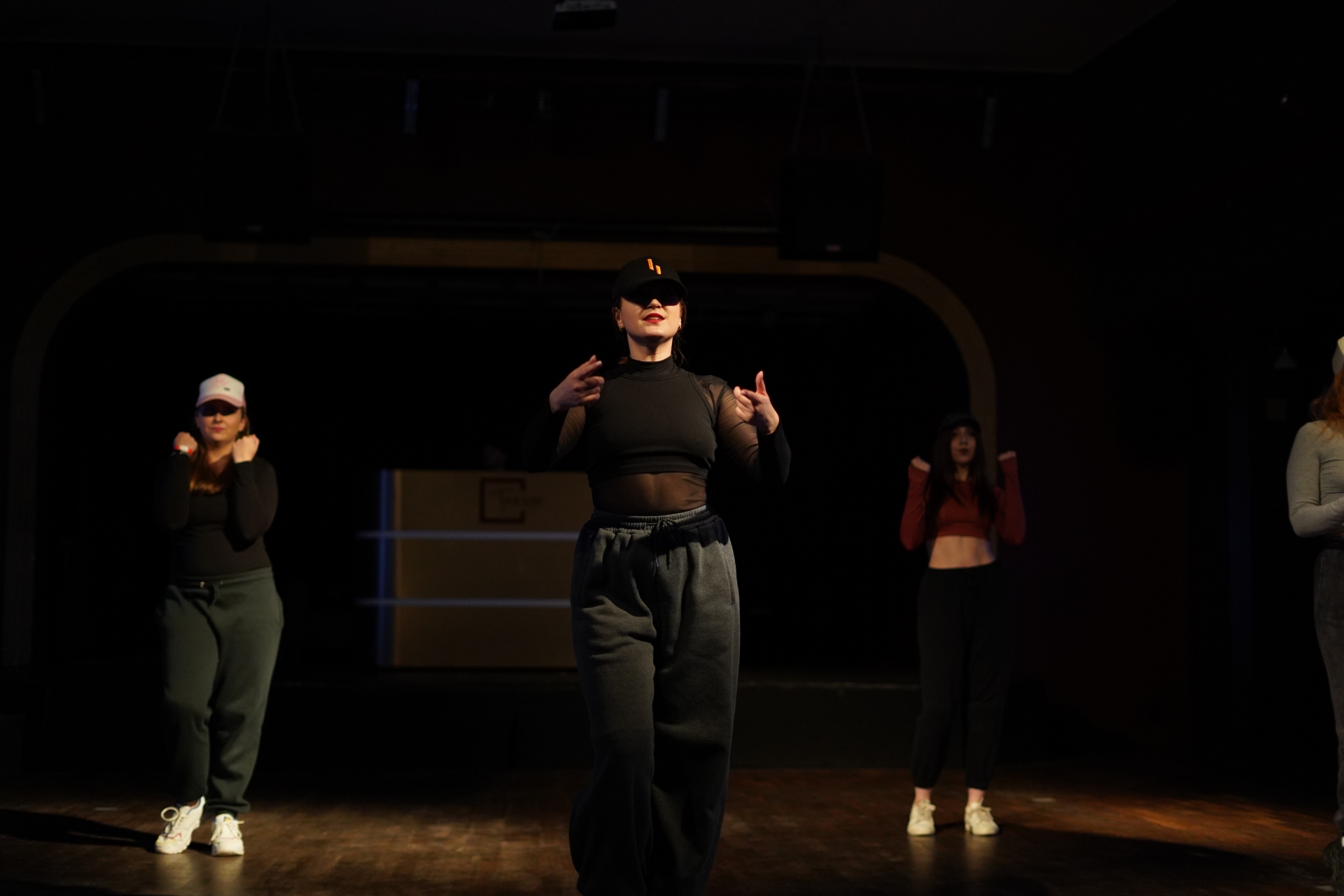 Reggaeton pro ženy: začátečnice a mírně pokročilé