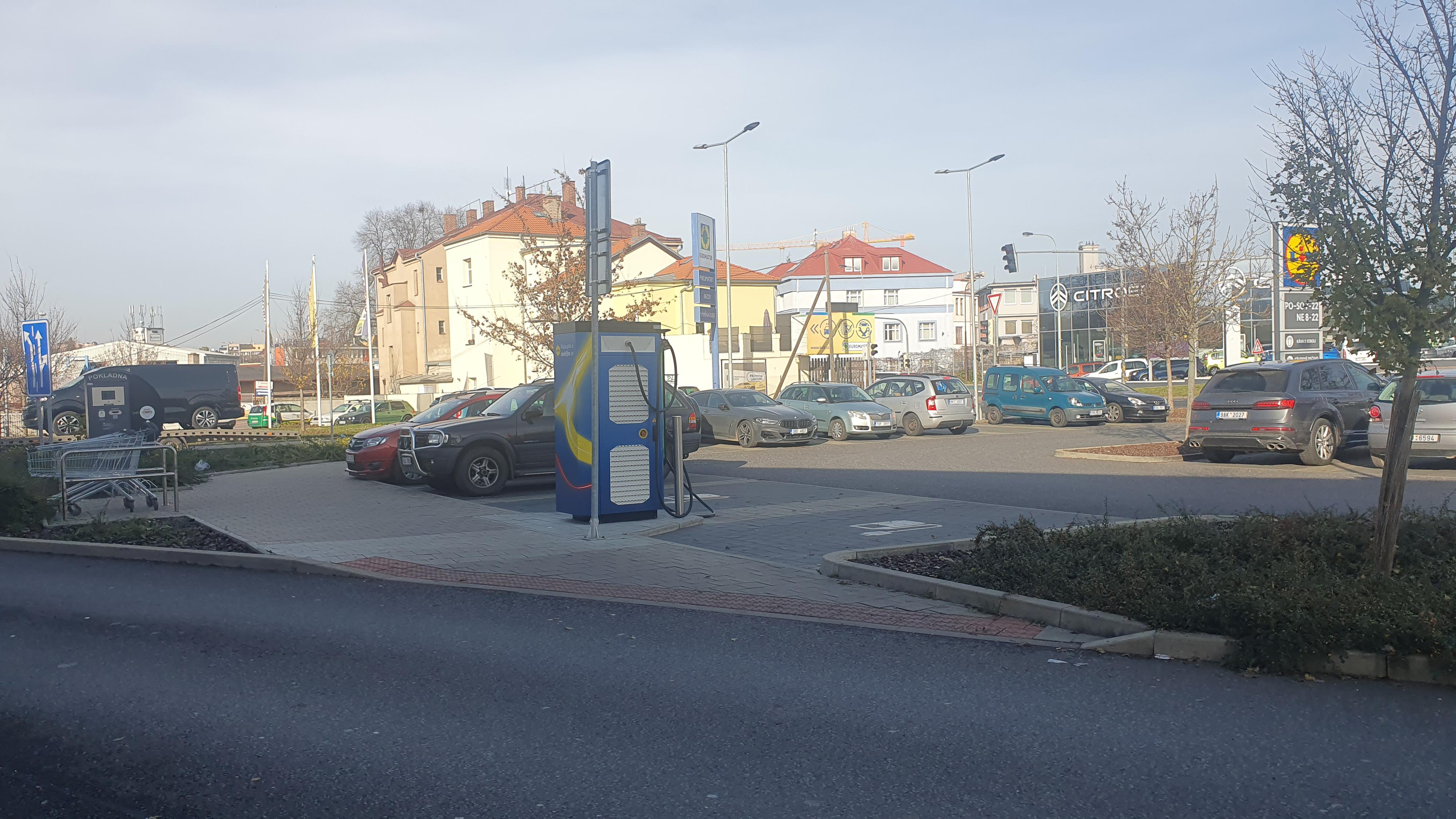 Nabíjecí stanice Lidl foto 2