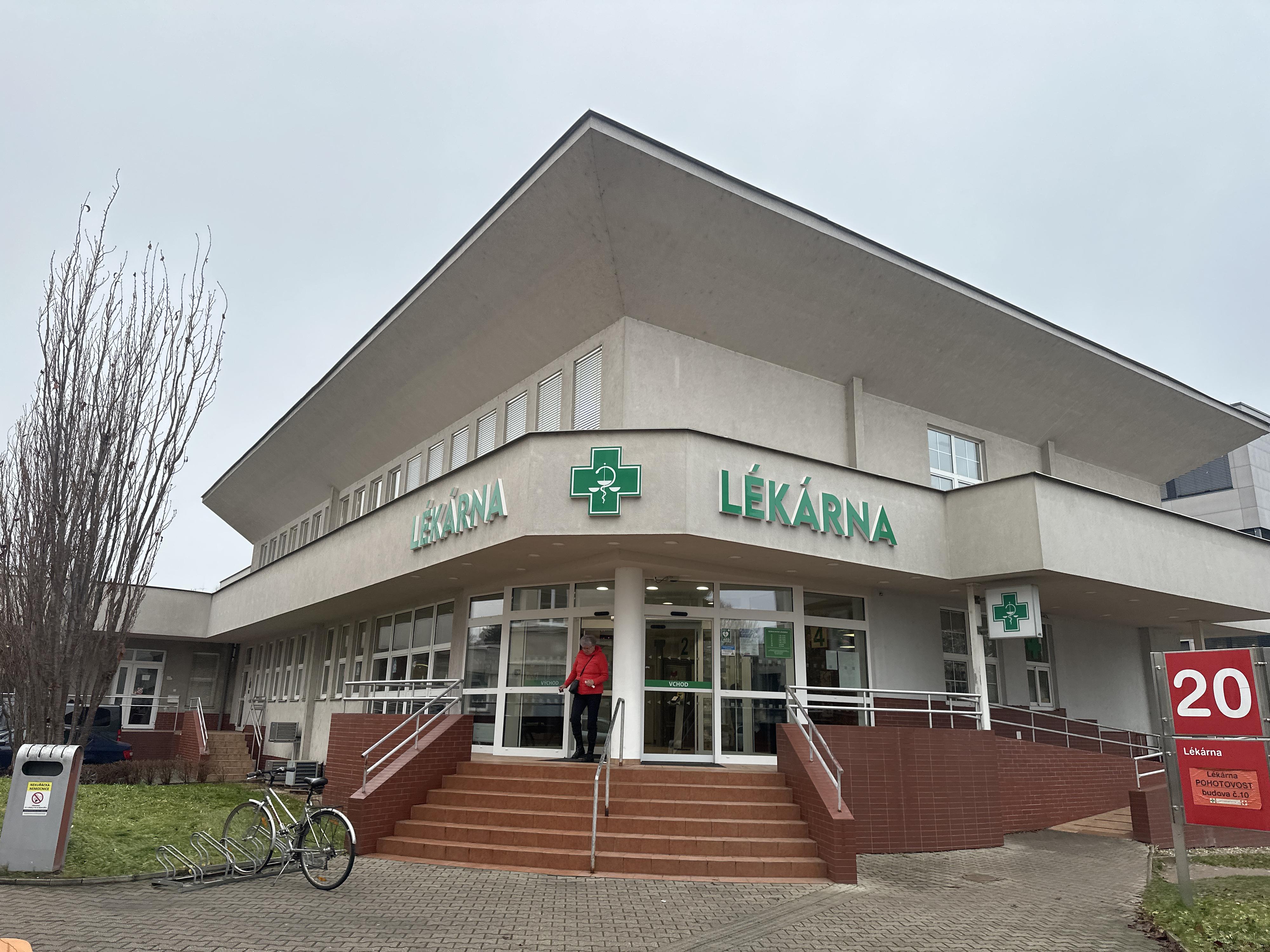 Nemocniční lékárna - Fakultní nemocnice Hradec Králové foto 3