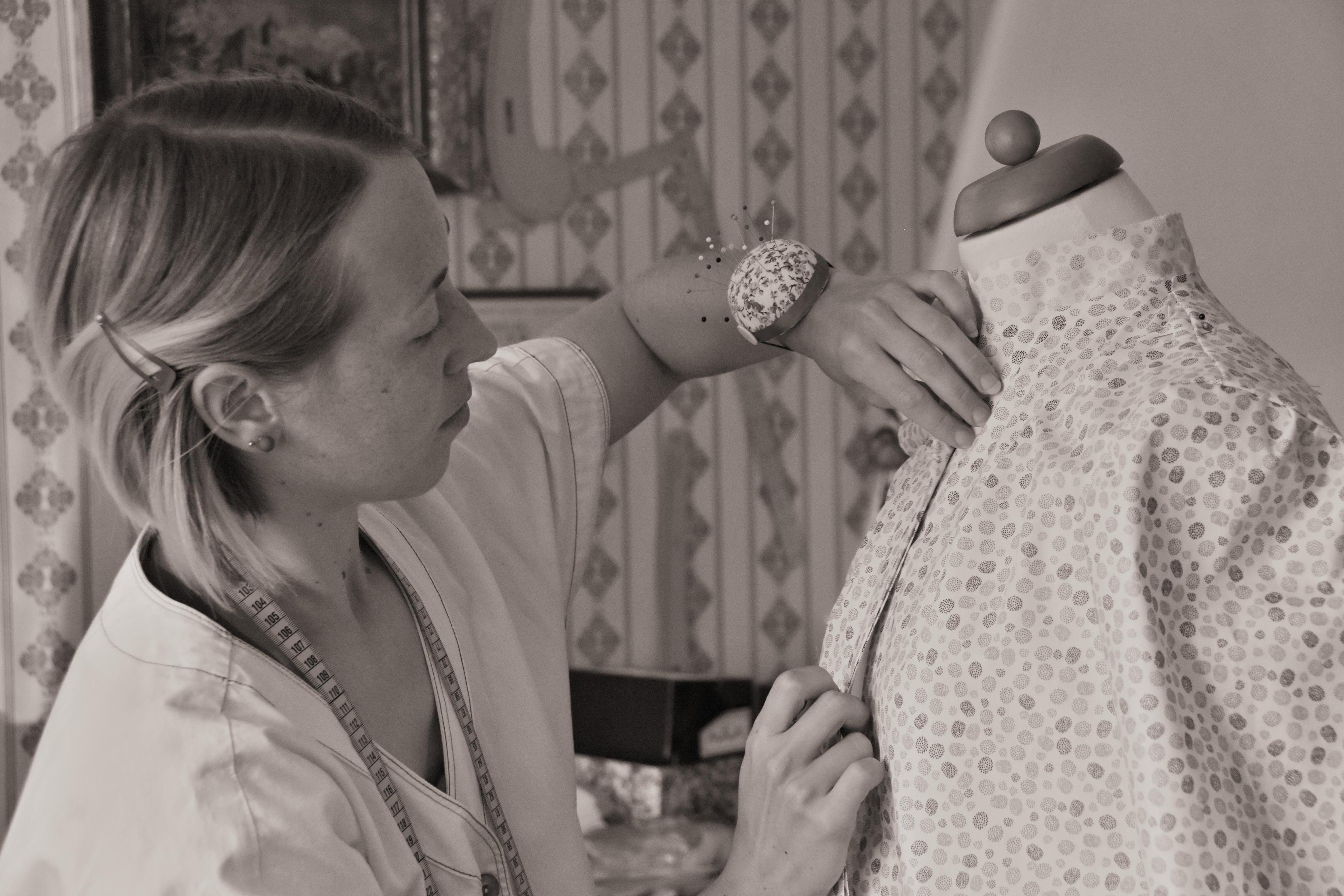 AjjA - ušito na tělo