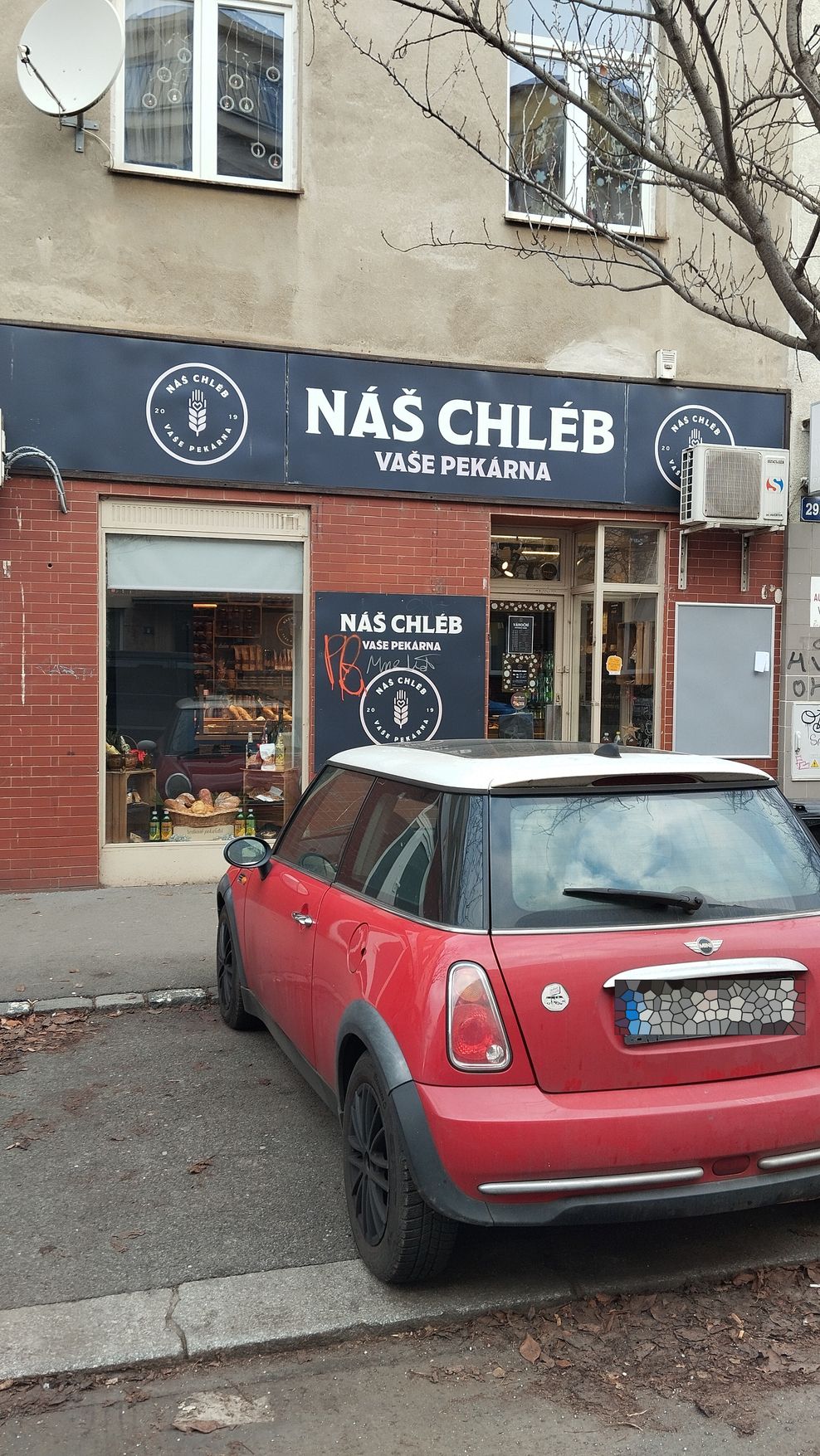 NÁŠ CHLÉB foto 3