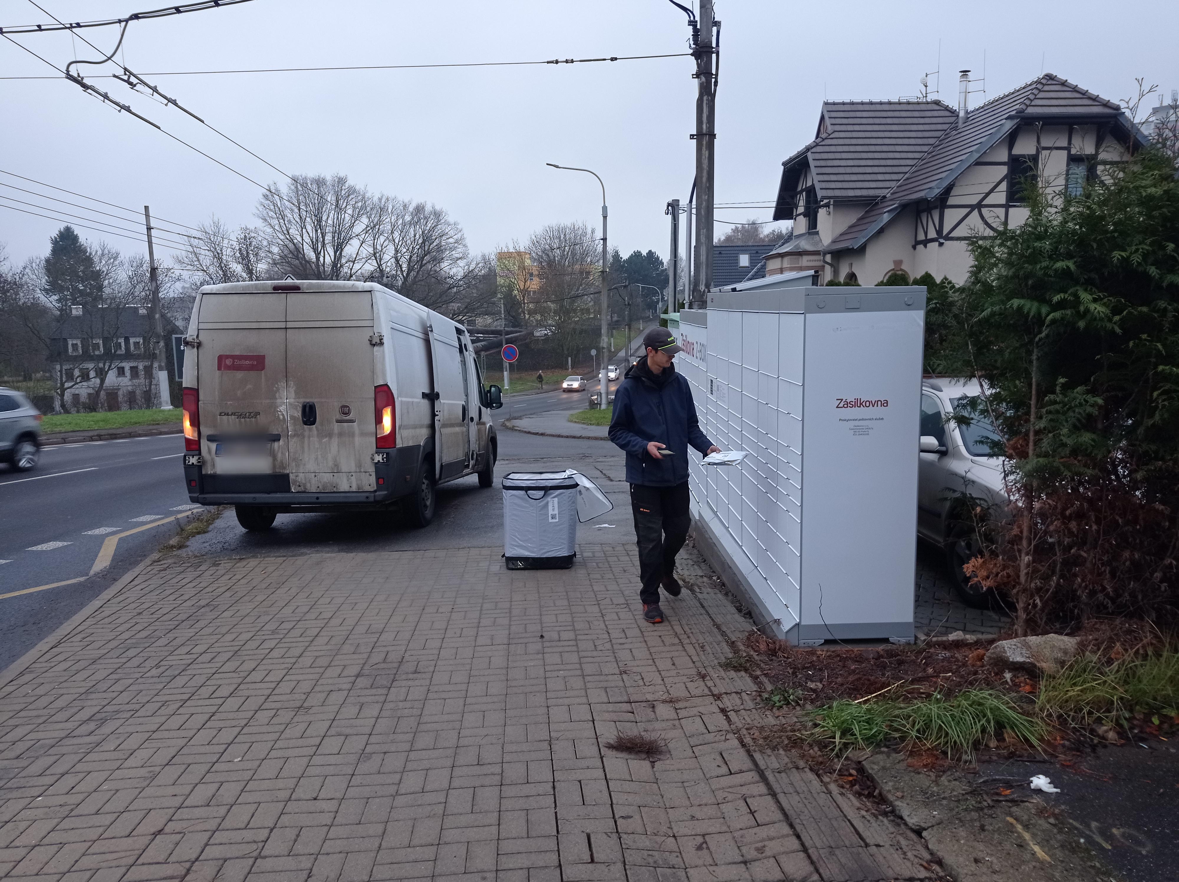 Z-BOX foto 1