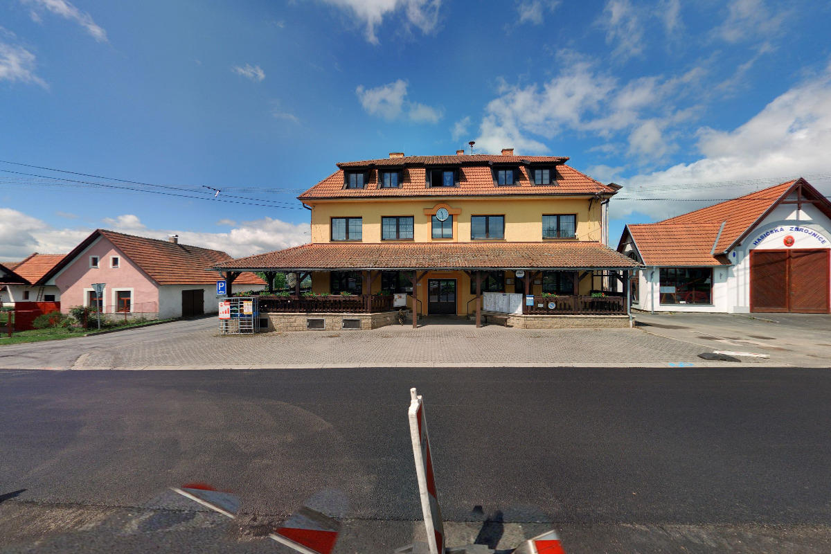 Bratřice - obecní úřad foto 4