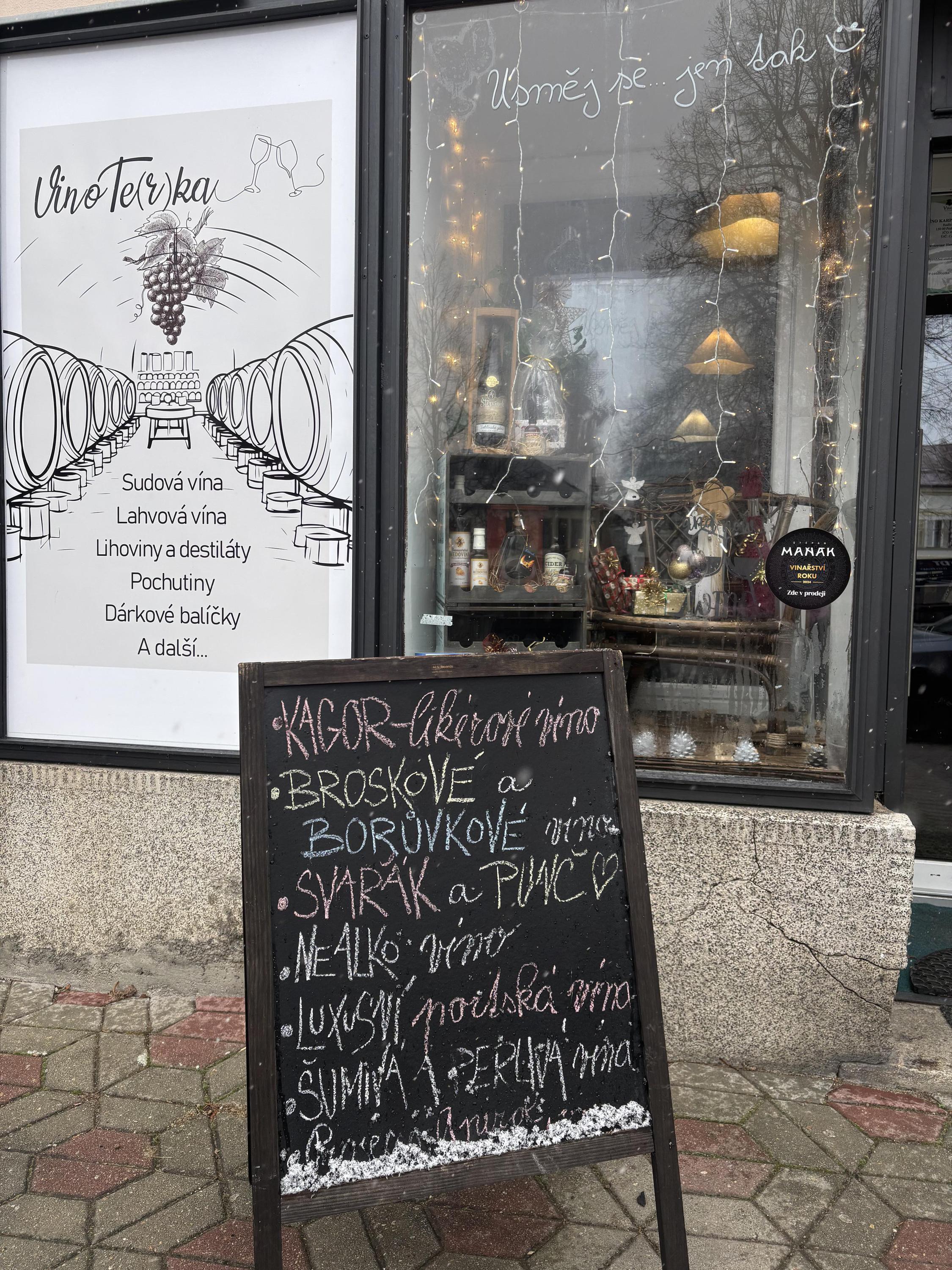 VinoTe(r)ka - vinotéka foto 3