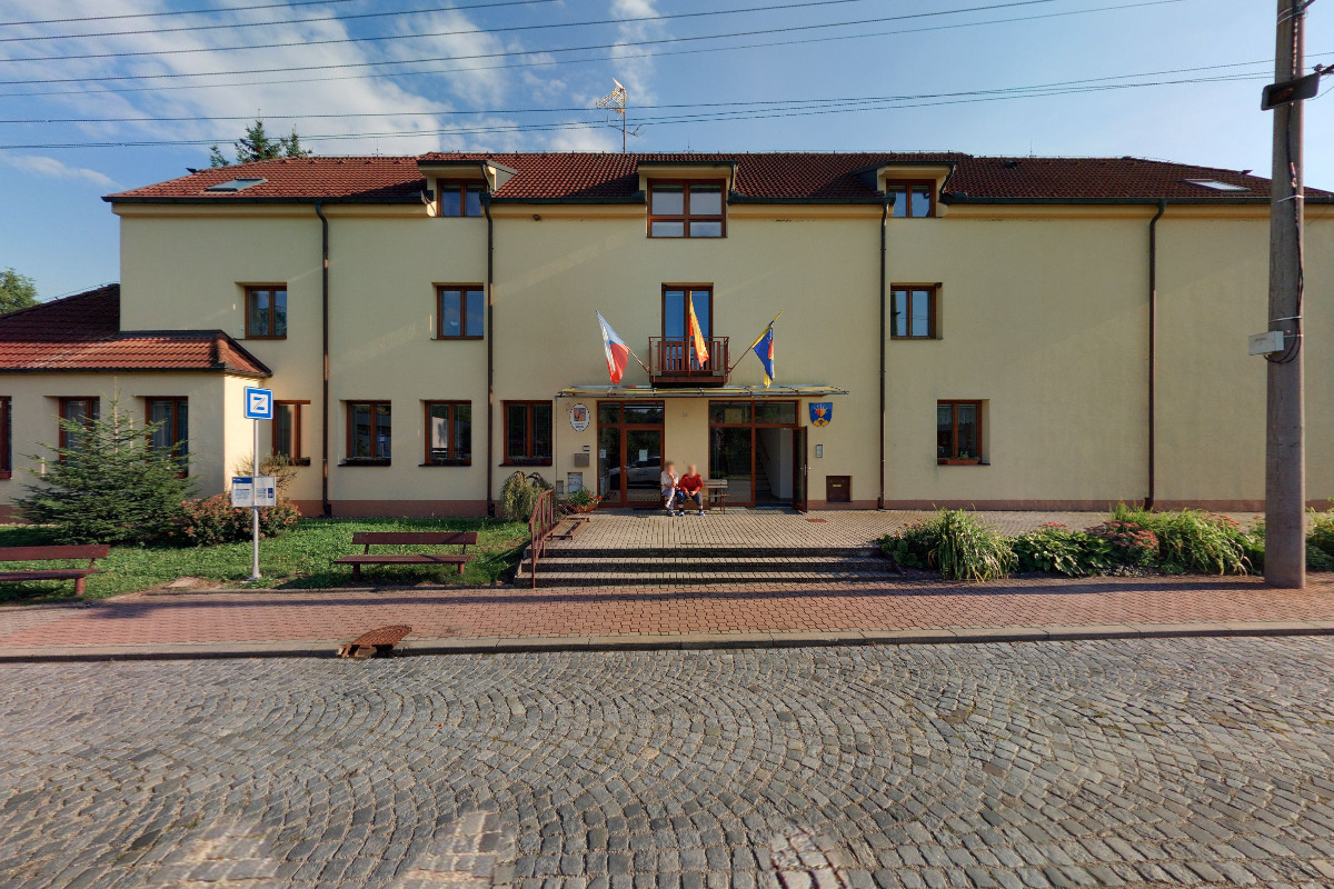 Břestek - obecní úřad foto 3