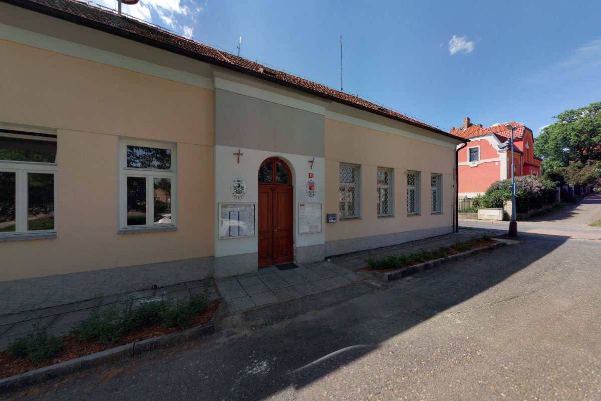 Bříství - obecní úřad