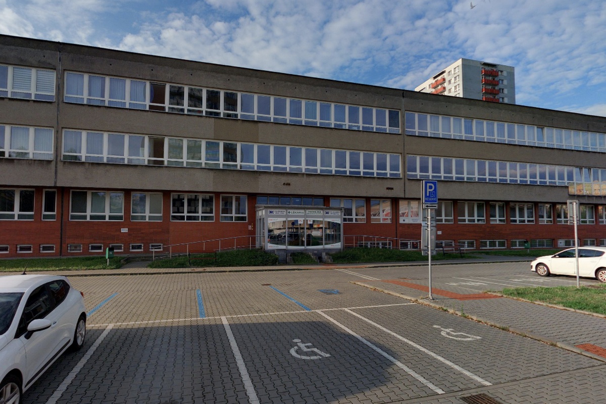 Nehtová modeláž Monika Šurányi