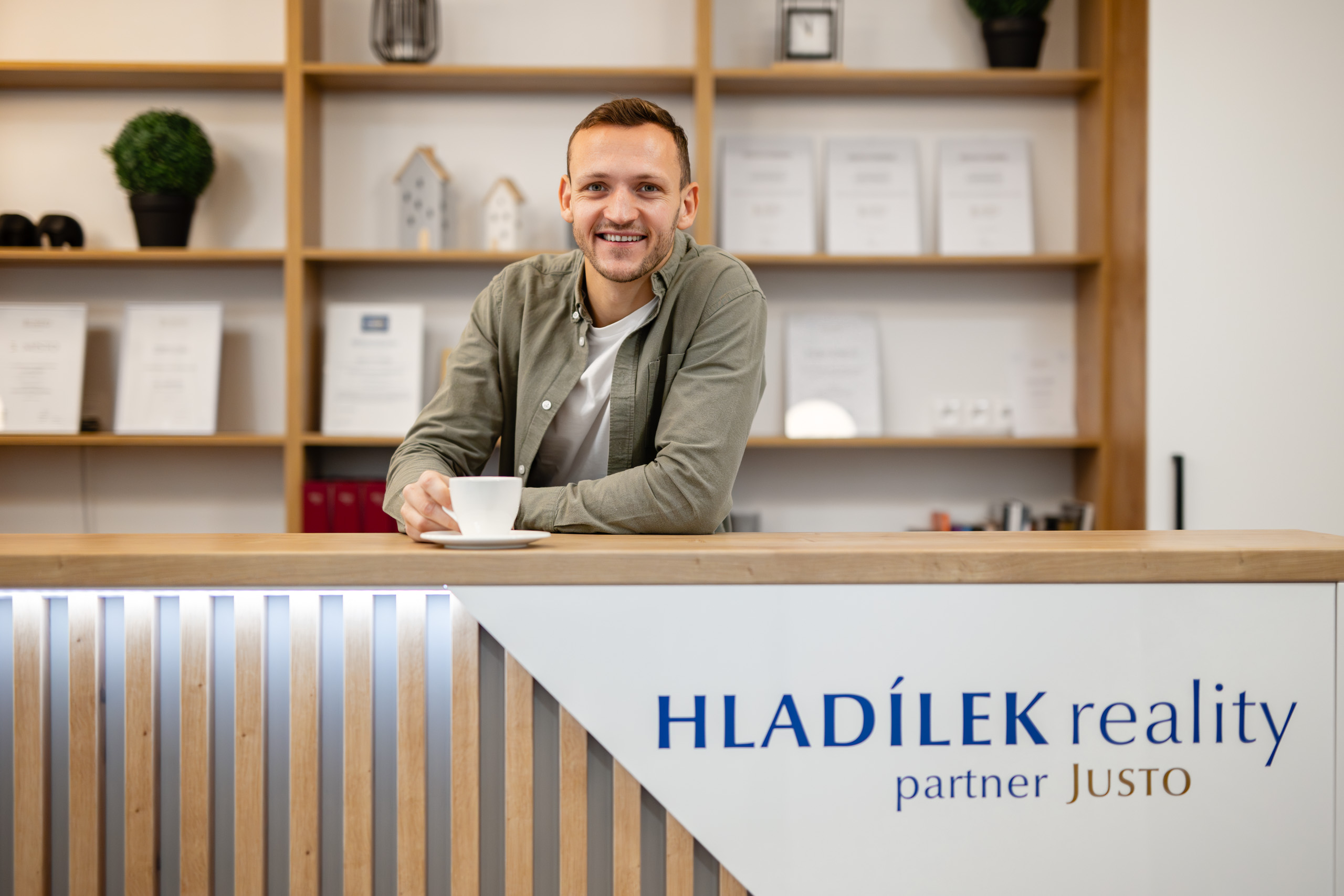HLADÍLEK reality, partner Justo foto 2