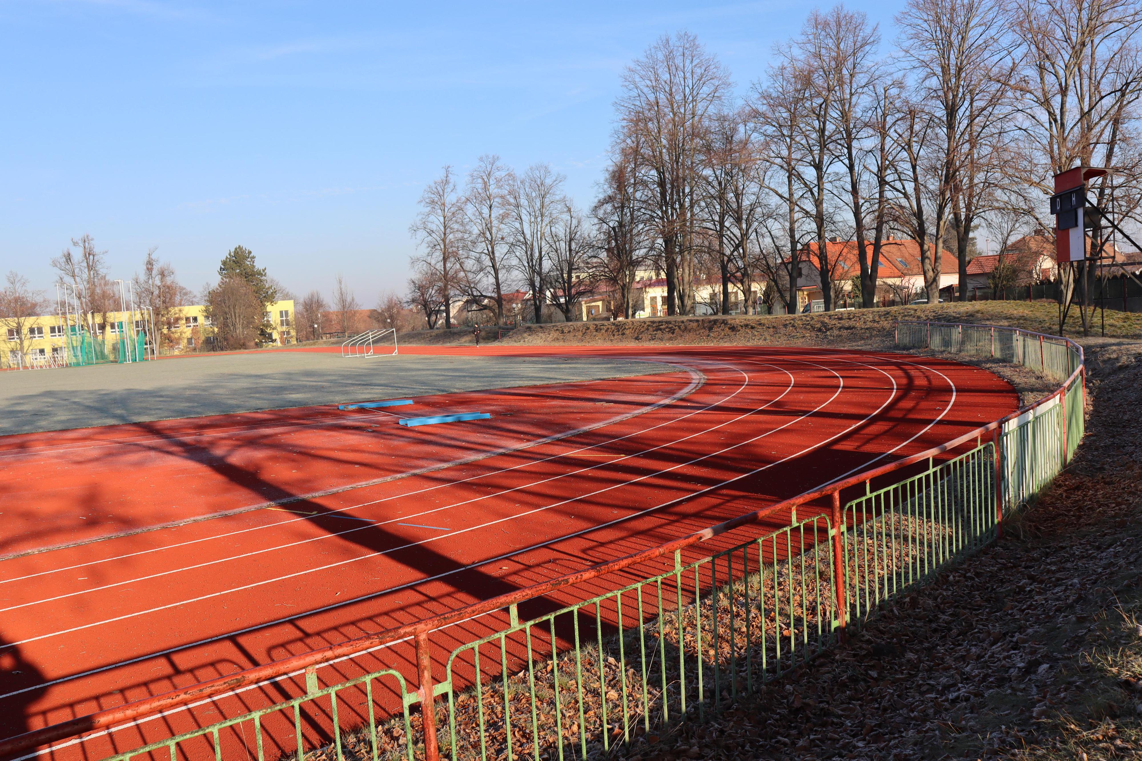 Atletický stadion Slatiňany foto 2
