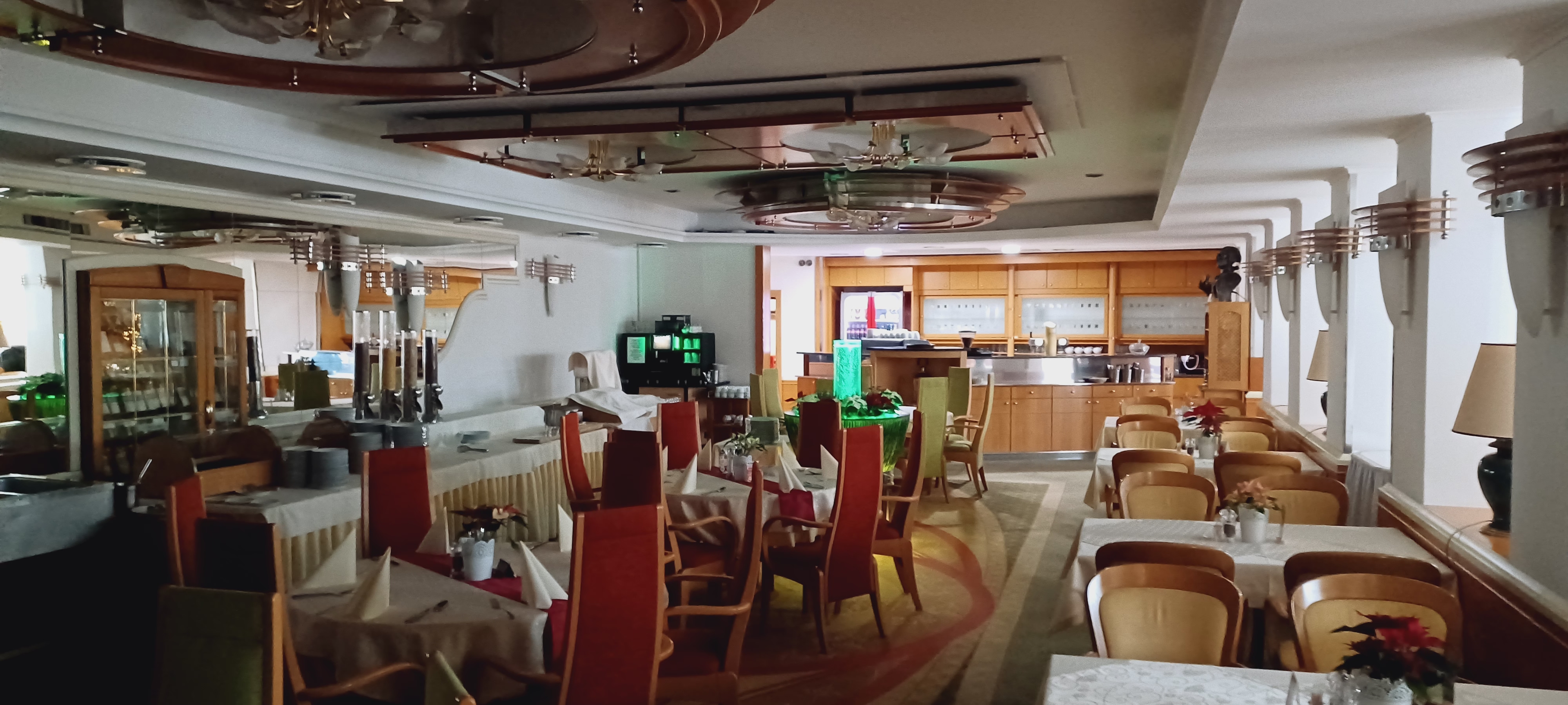Restaurace hotelu Eroplán foto 2