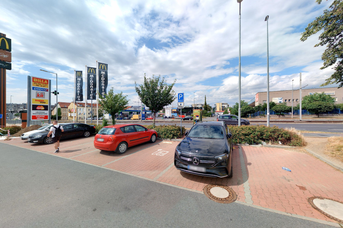 Nabíjecí stanice ČEZ foto 4