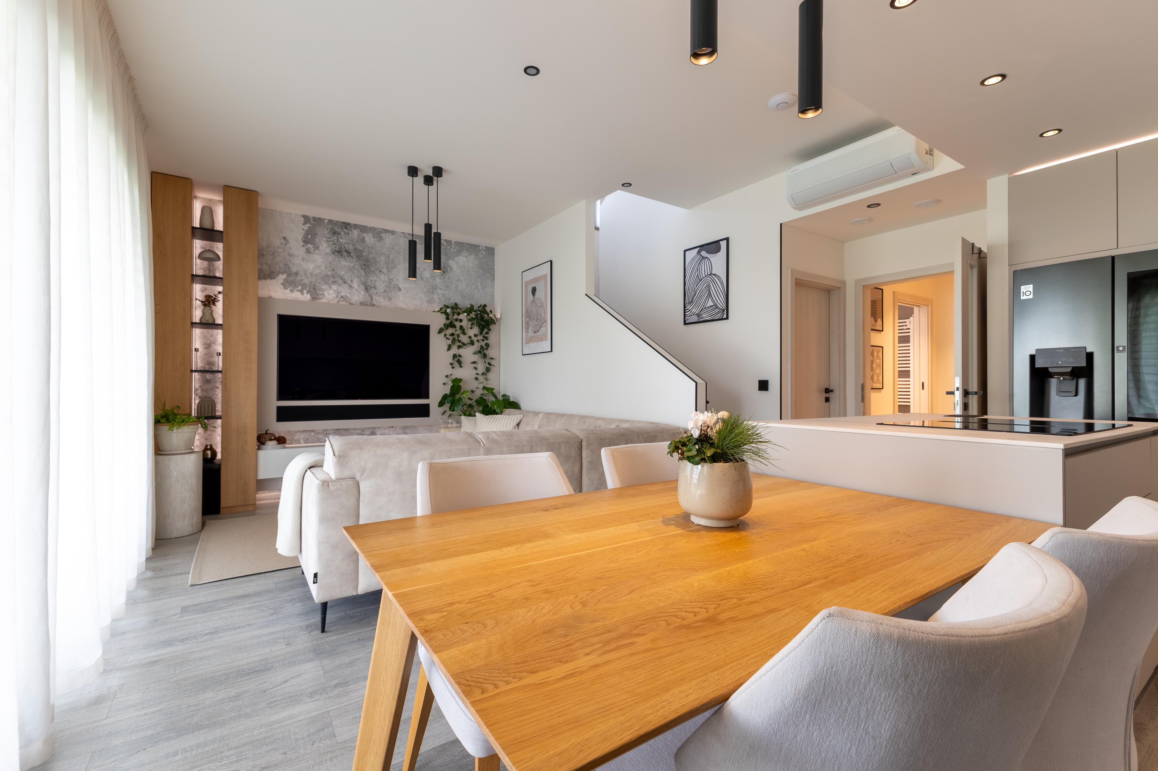 Kursa | Reality & Marketing foto 2