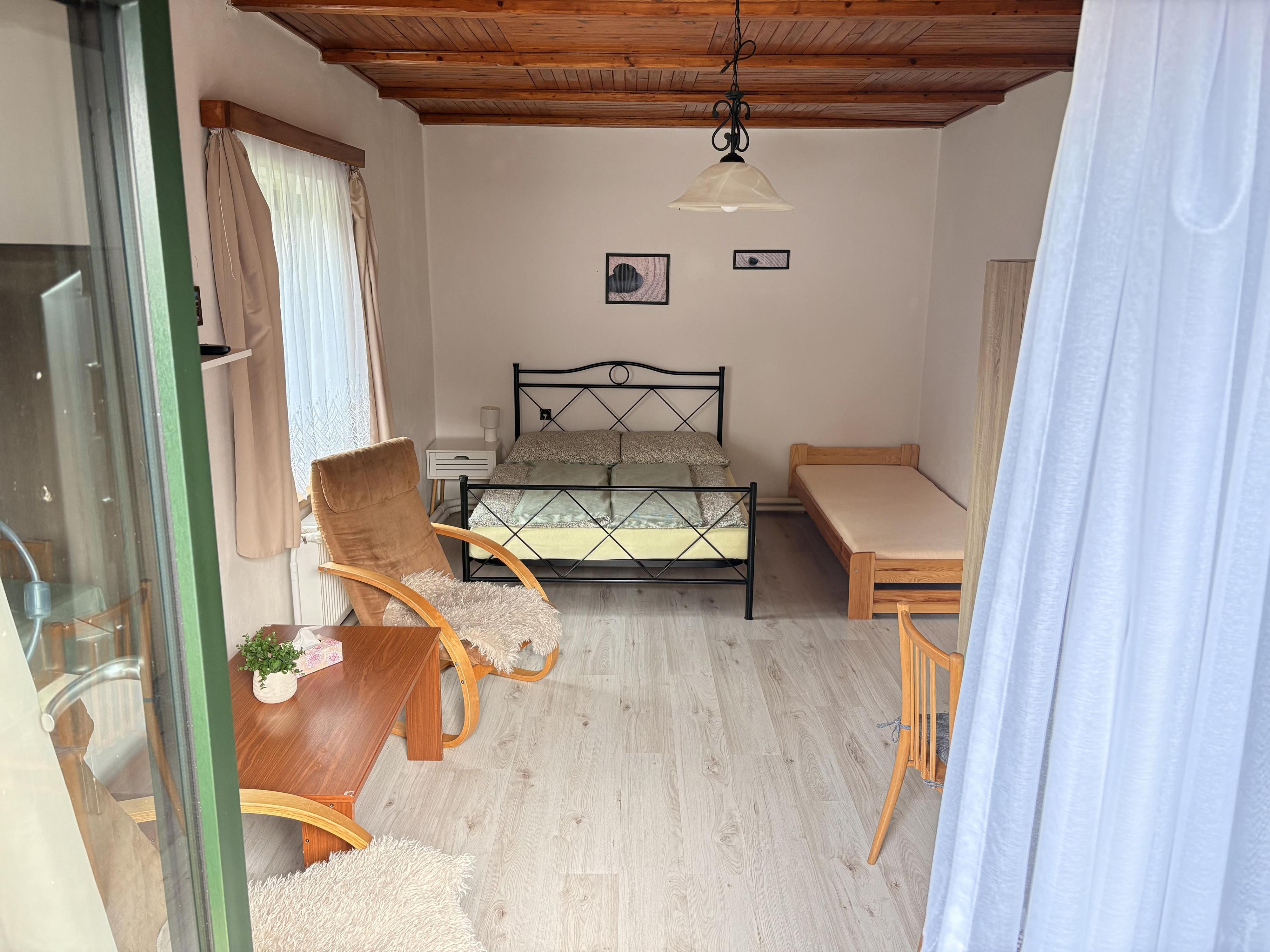 U jezera foto 4