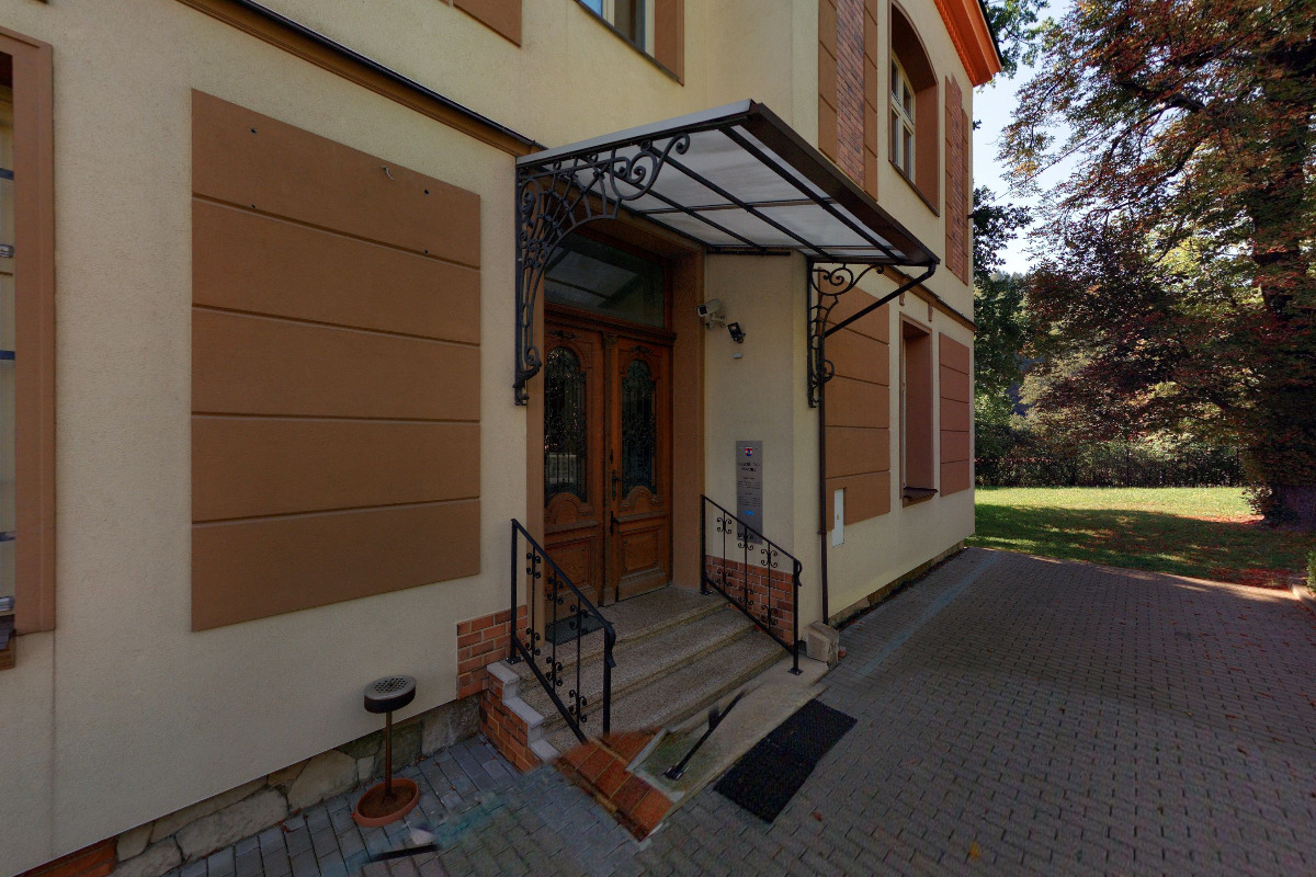 Brněnec - obecní úřad foto 4