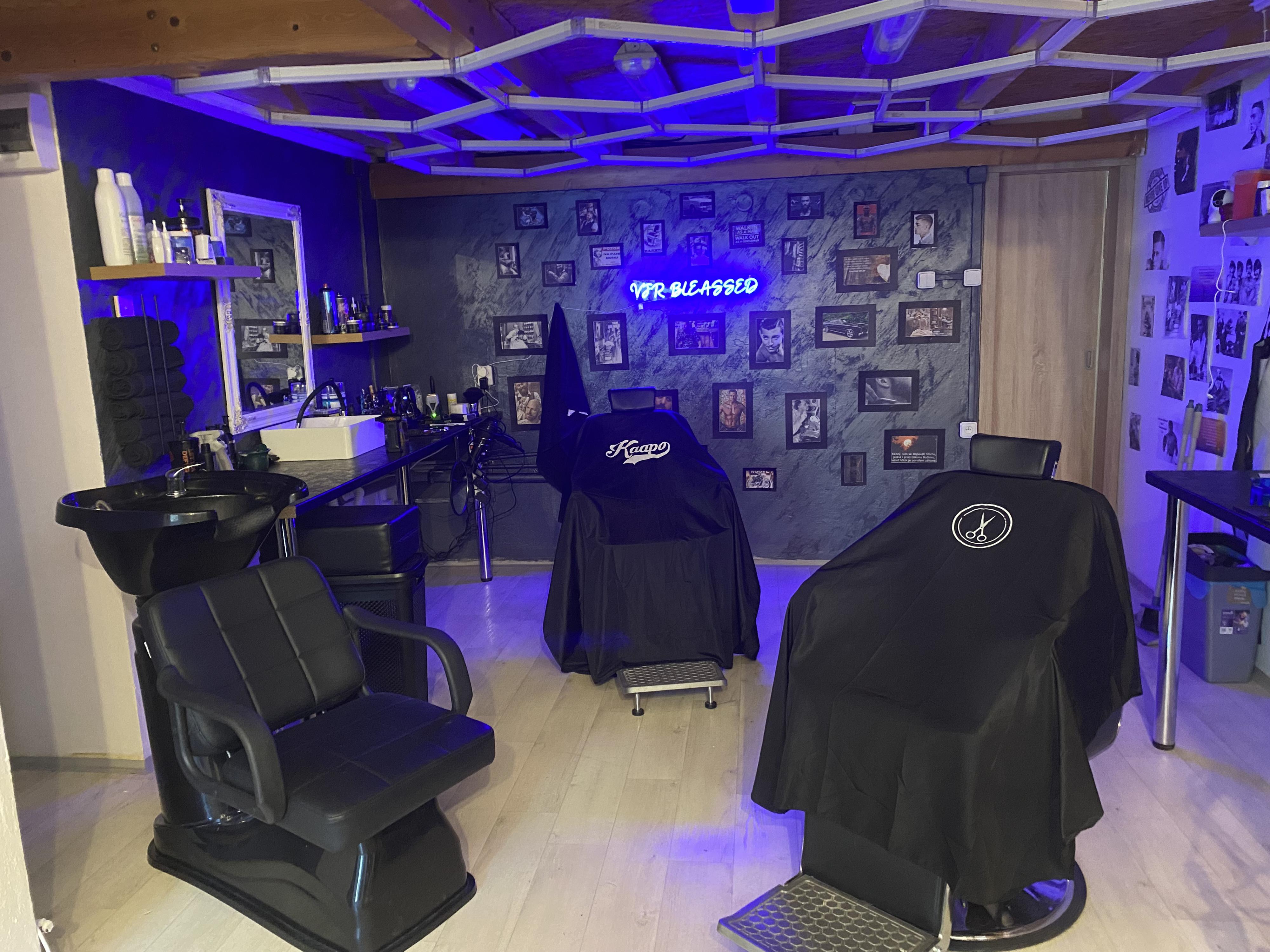 VJR Bleassed Barber Shop foto 4