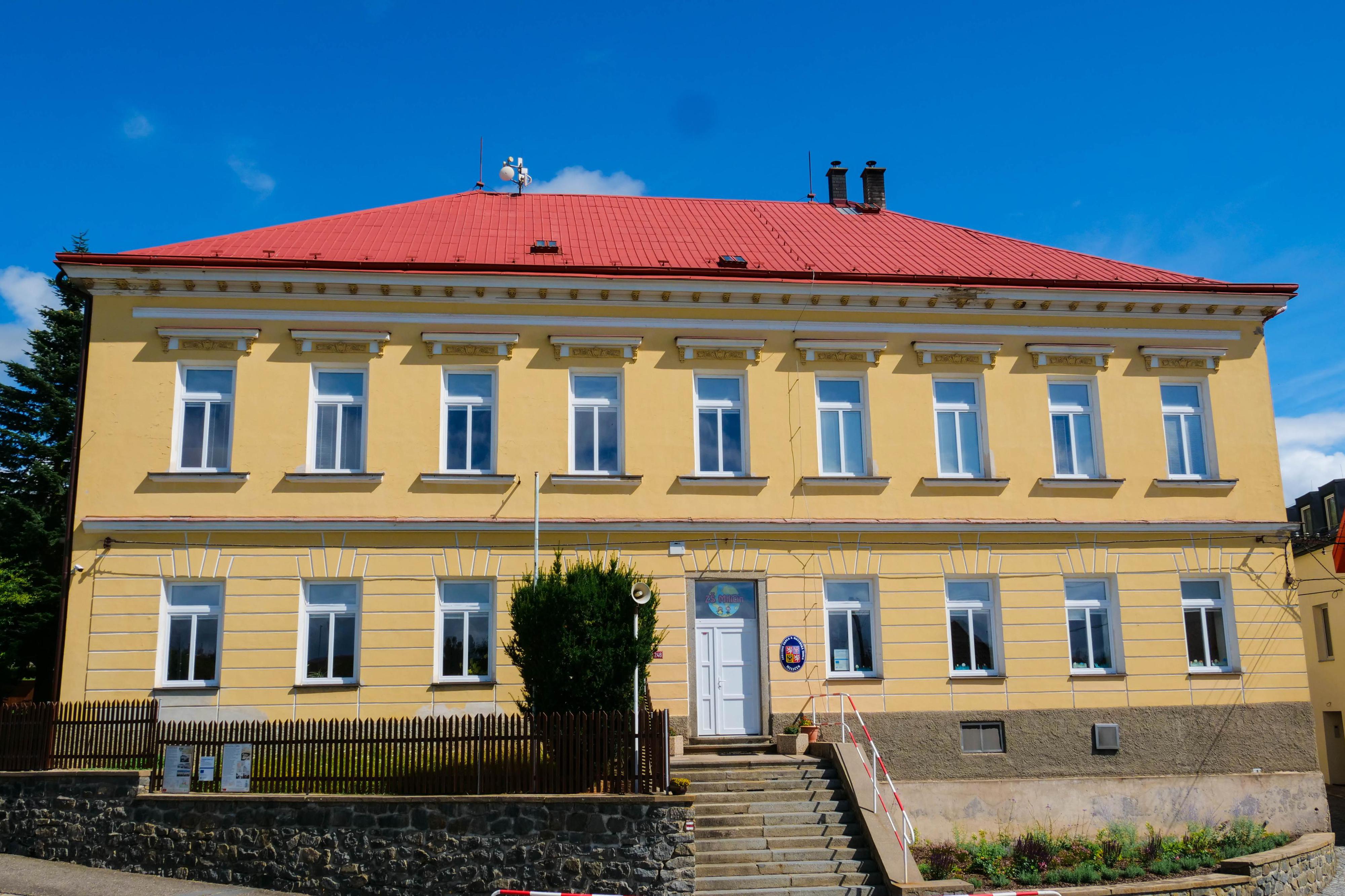 ZŠ a MŠ Miličín okres Benešov foto 5