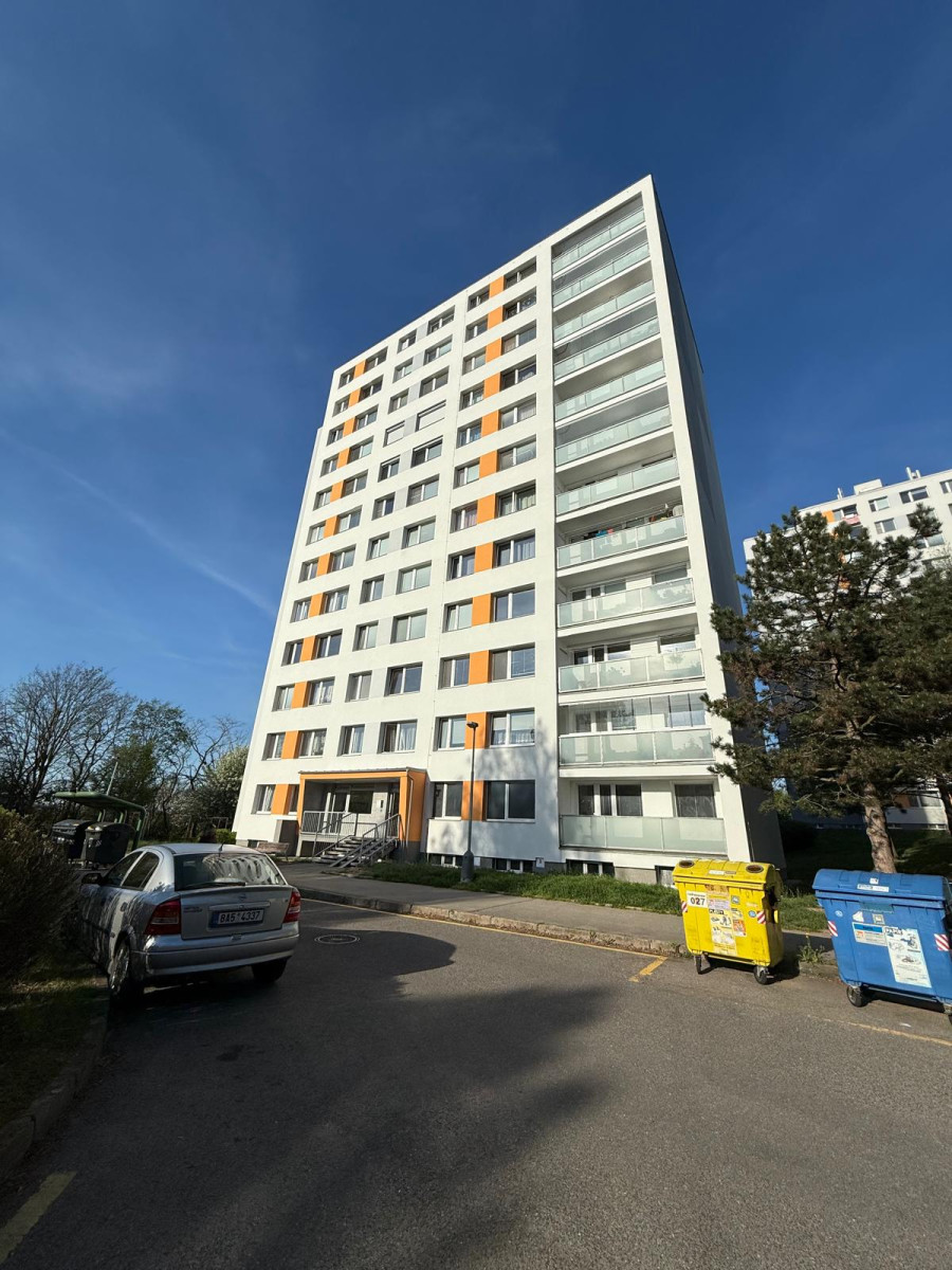 Společenství vlastníků jednotek Jakobiho 325, Praha 10 - Petrovice foto 3