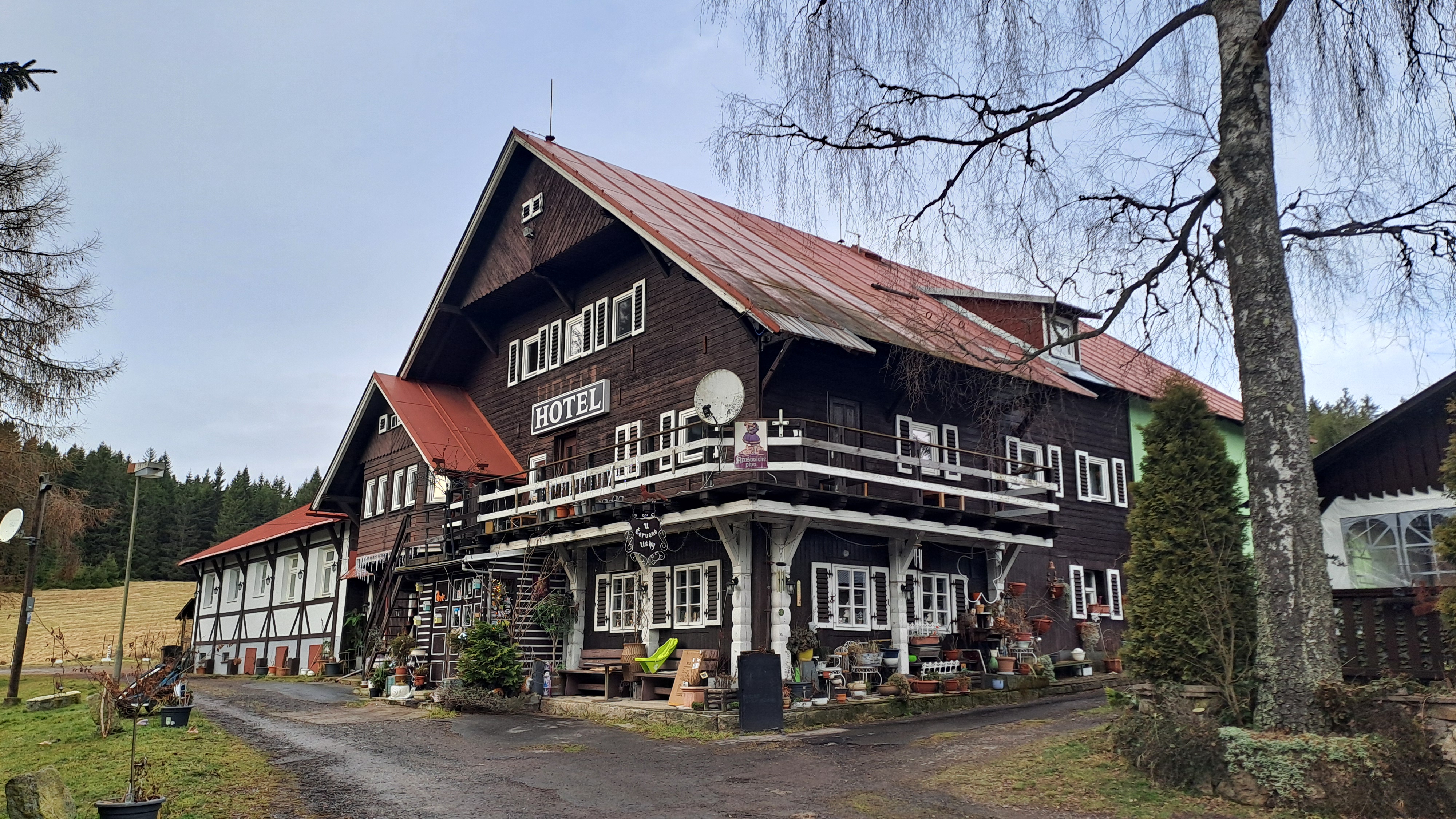 Restaurace U Červené lišky foto 2